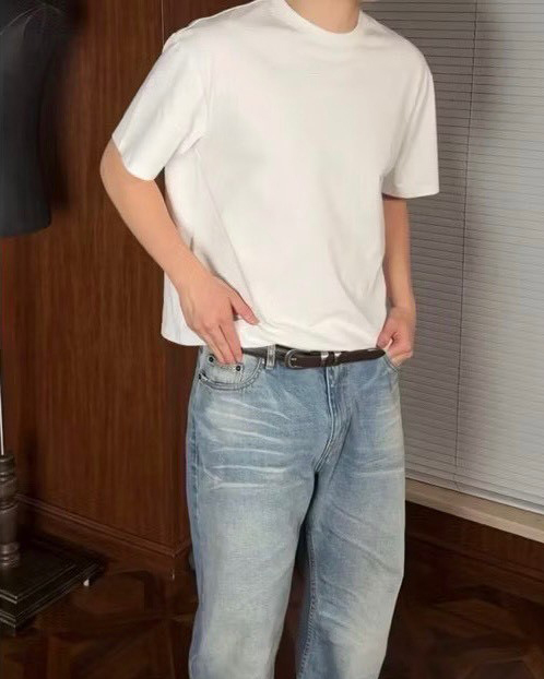 Boxy 厚磅素面寬短T男生實著