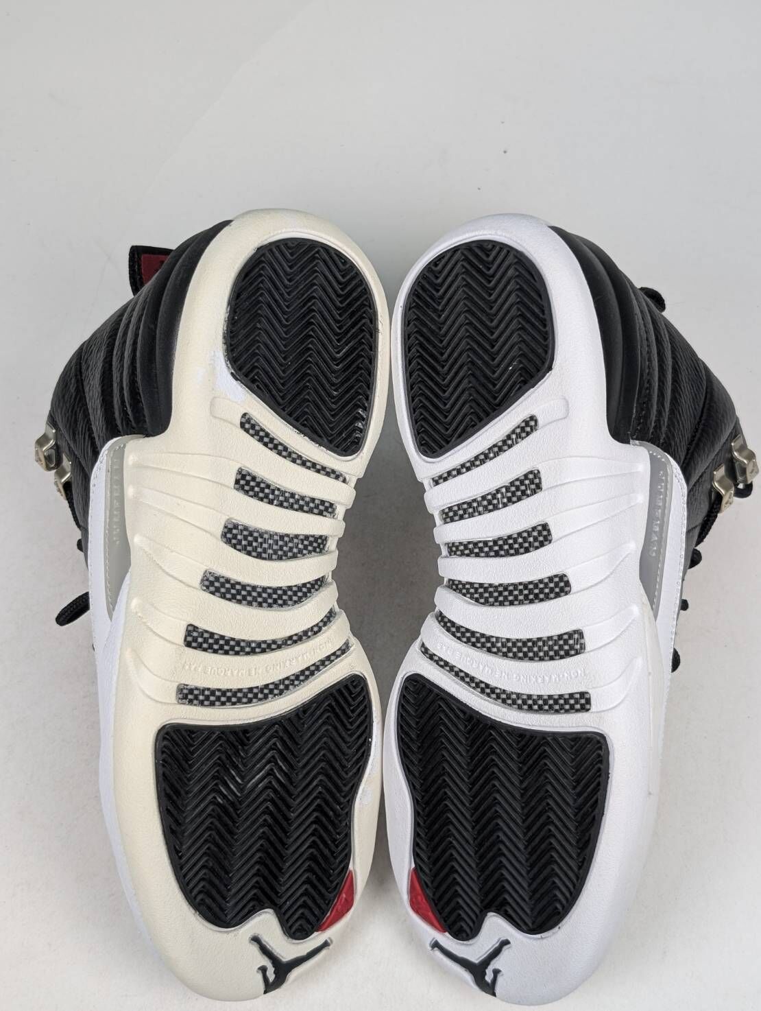 微瑕疵-左腳中底鞋底泛黃右腳內外側中低微泛黃 153265-006 6Y Air Jordan 12 GS " Playoffs " 2022 季後賽 黑白 女鞋
