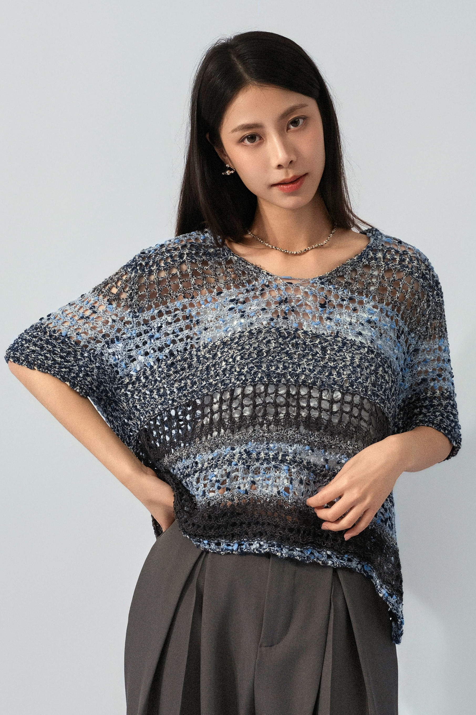 大通花混線間針織上衣（預購產品）