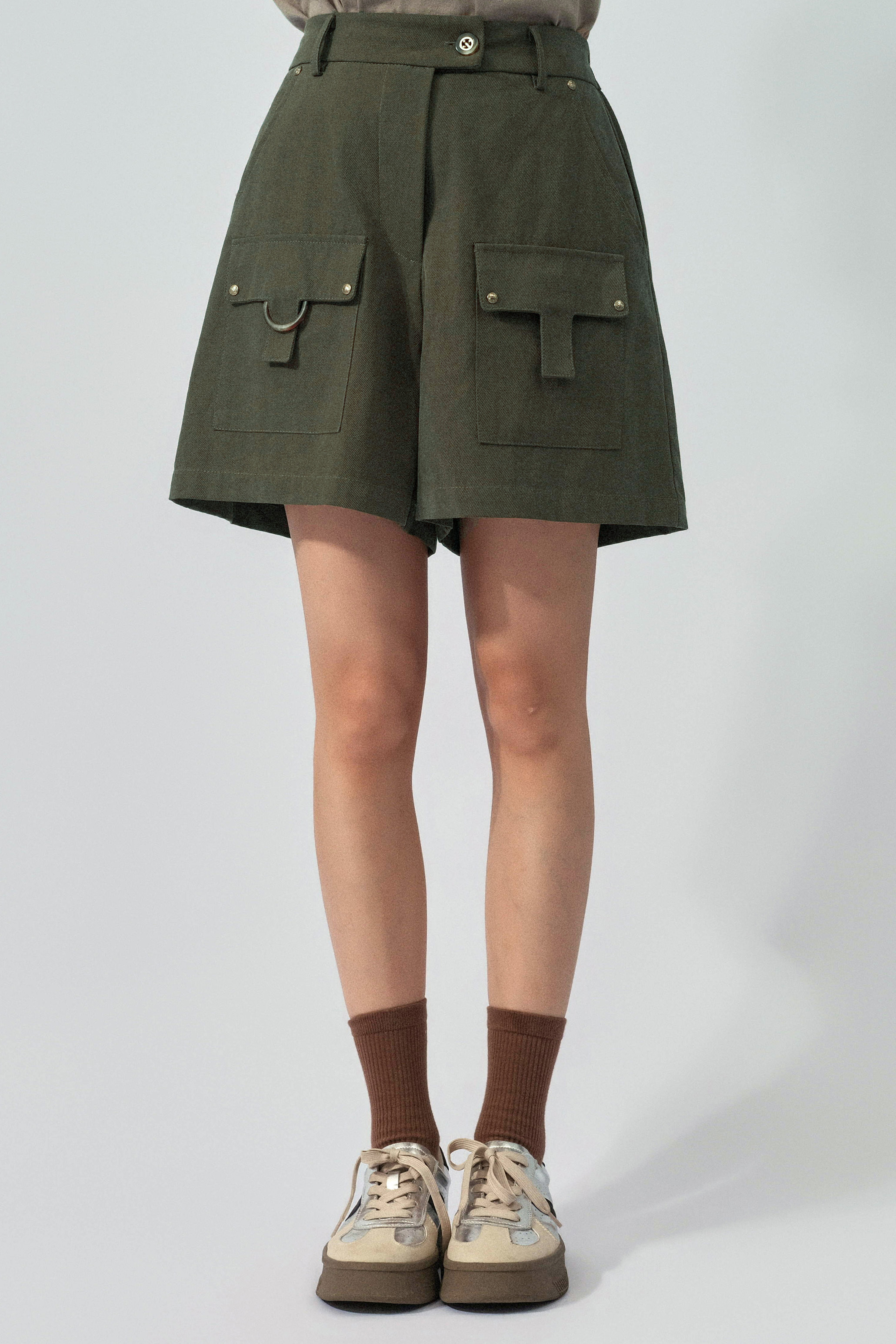 D扣前軍袋短褲（預購產品）