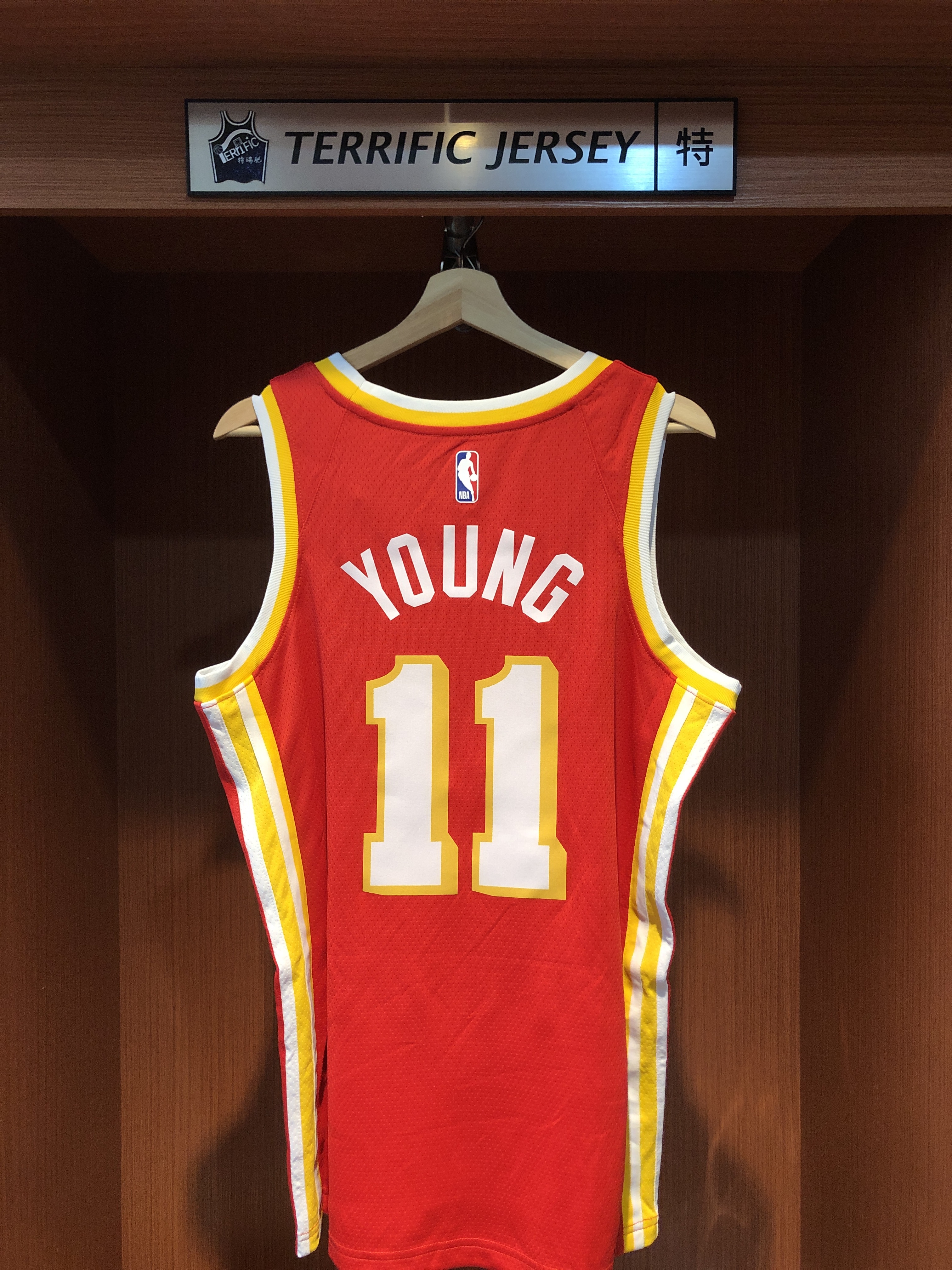 NBA球衣 Trae Young 亞特蘭大老鷹紅 Icon Nike Swingman 球迷版 熱轉印 全新