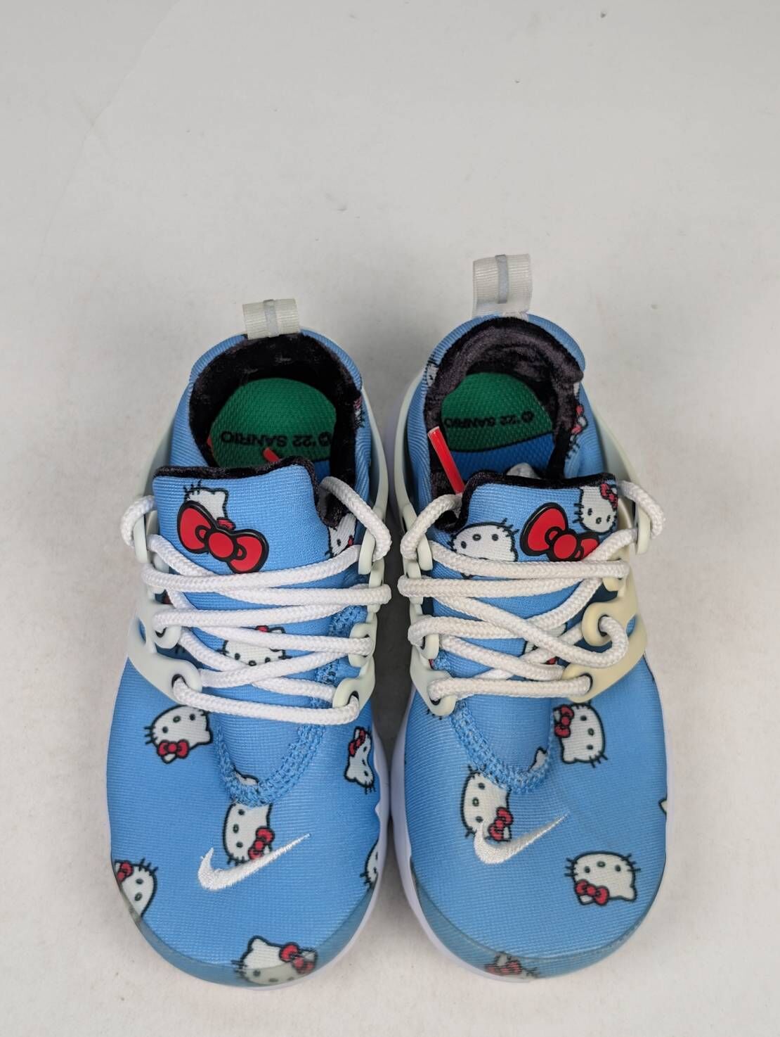 微瑕疵-左腳鞋帶矽膠片泛黃色差 DH7780-402 12C Nike Air Presto PS Hello KittyR 凱蒂貓 聯名款 白藍 小童鞋款