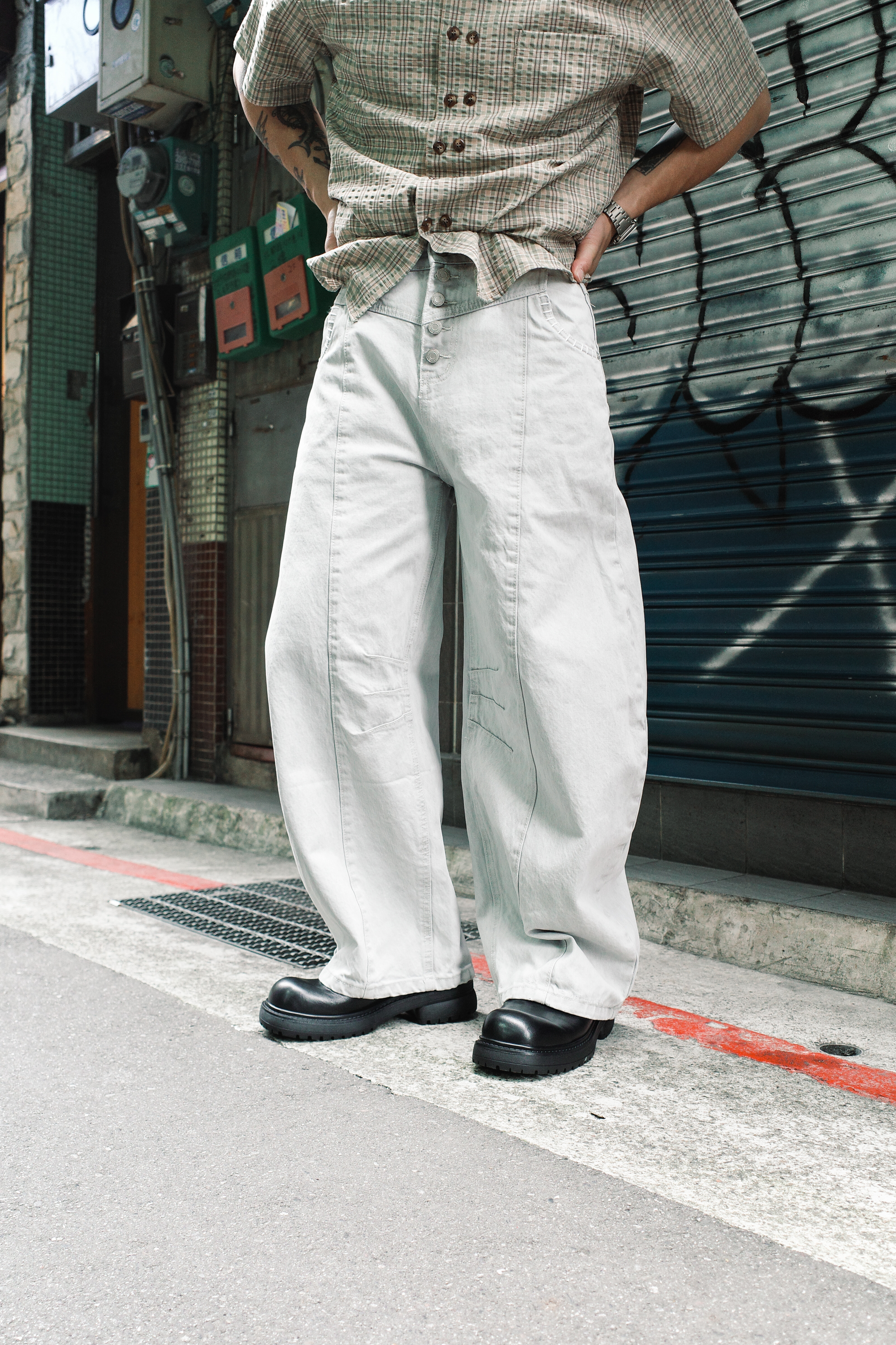 『Always_Good』排扣 縫線 立體剪裁 水洗 工裝 長褲