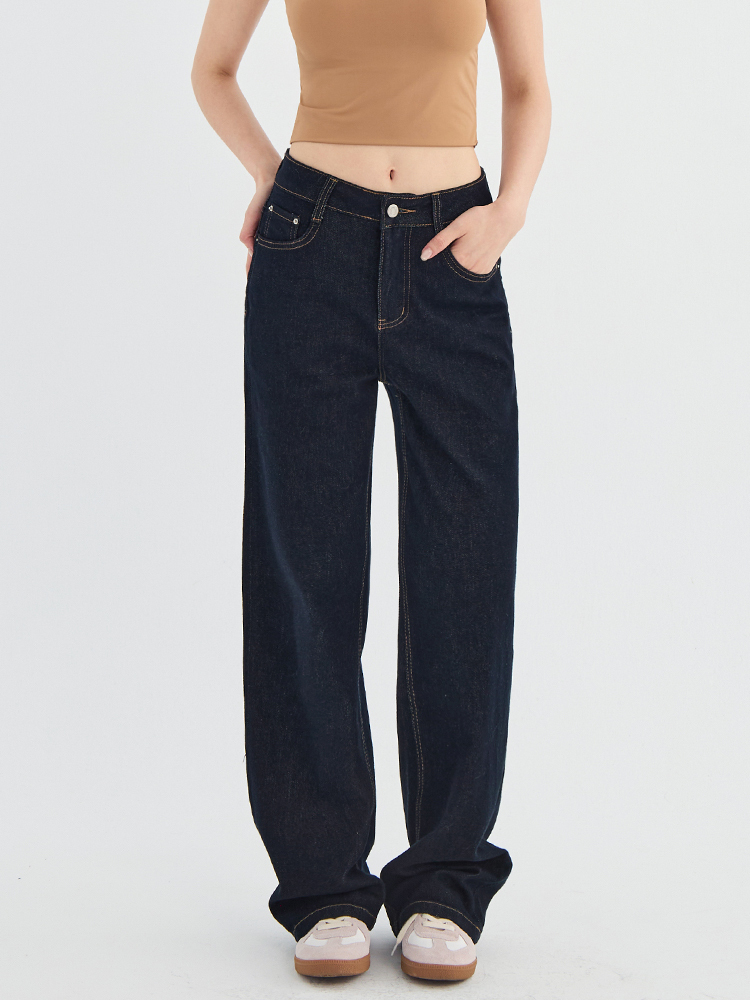 百搭修飾直筒牛仔褲