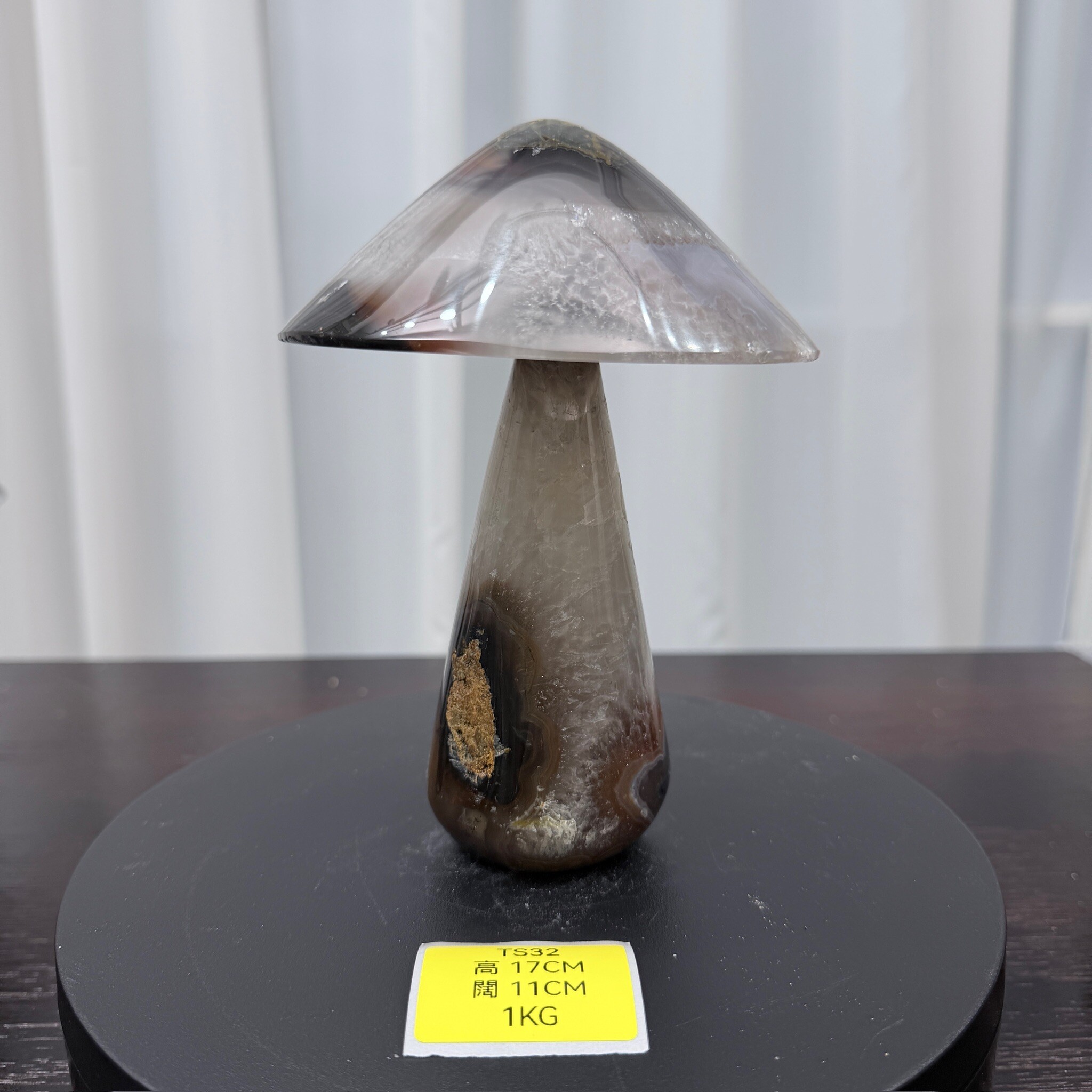 ZA032 TS32 瑪瑙水晶蘑菇 高度17cm 闊度11cm 重量1kg