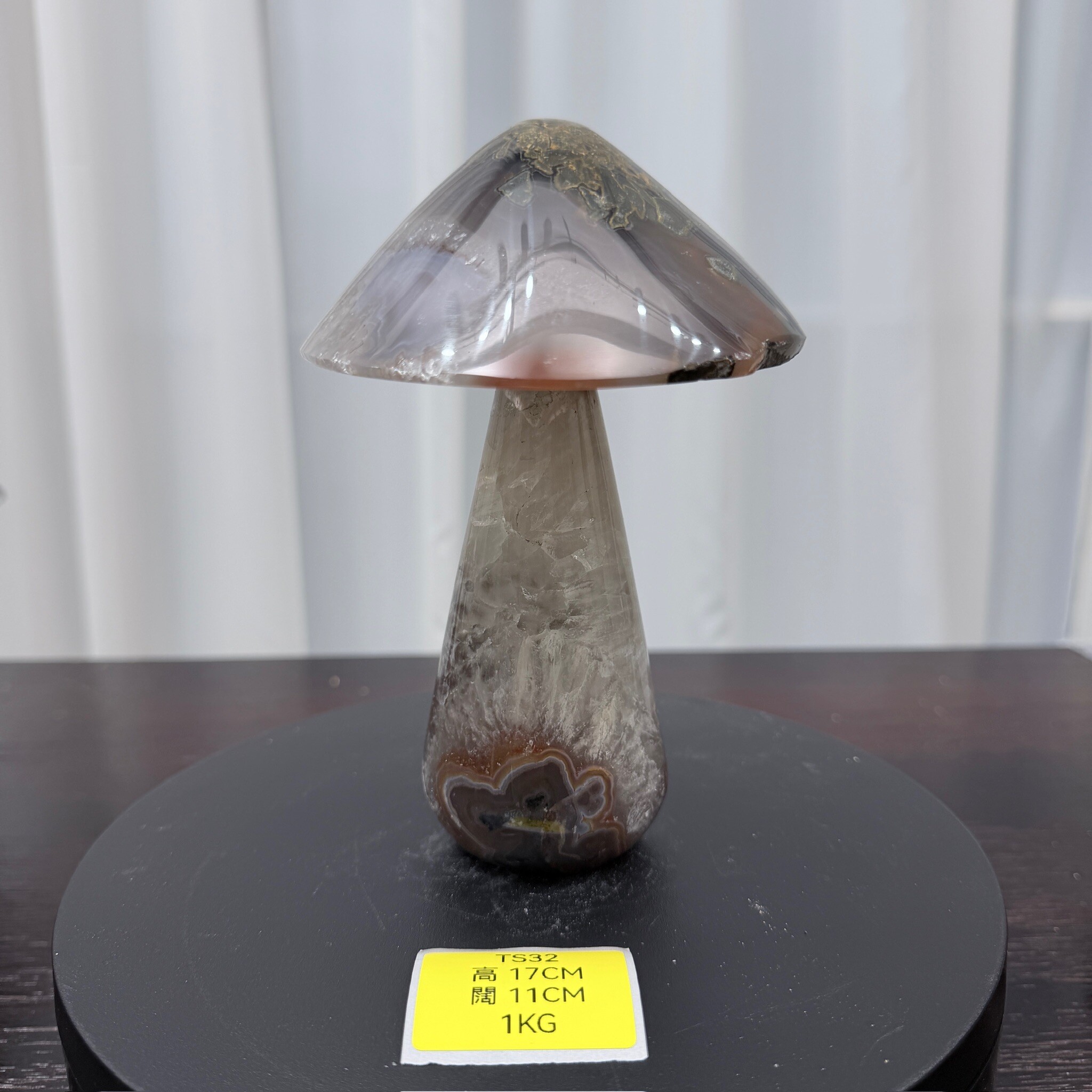 ZA032 TS32 瑪瑙水晶蘑菇 高度17cm 闊度11cm 重量1kg