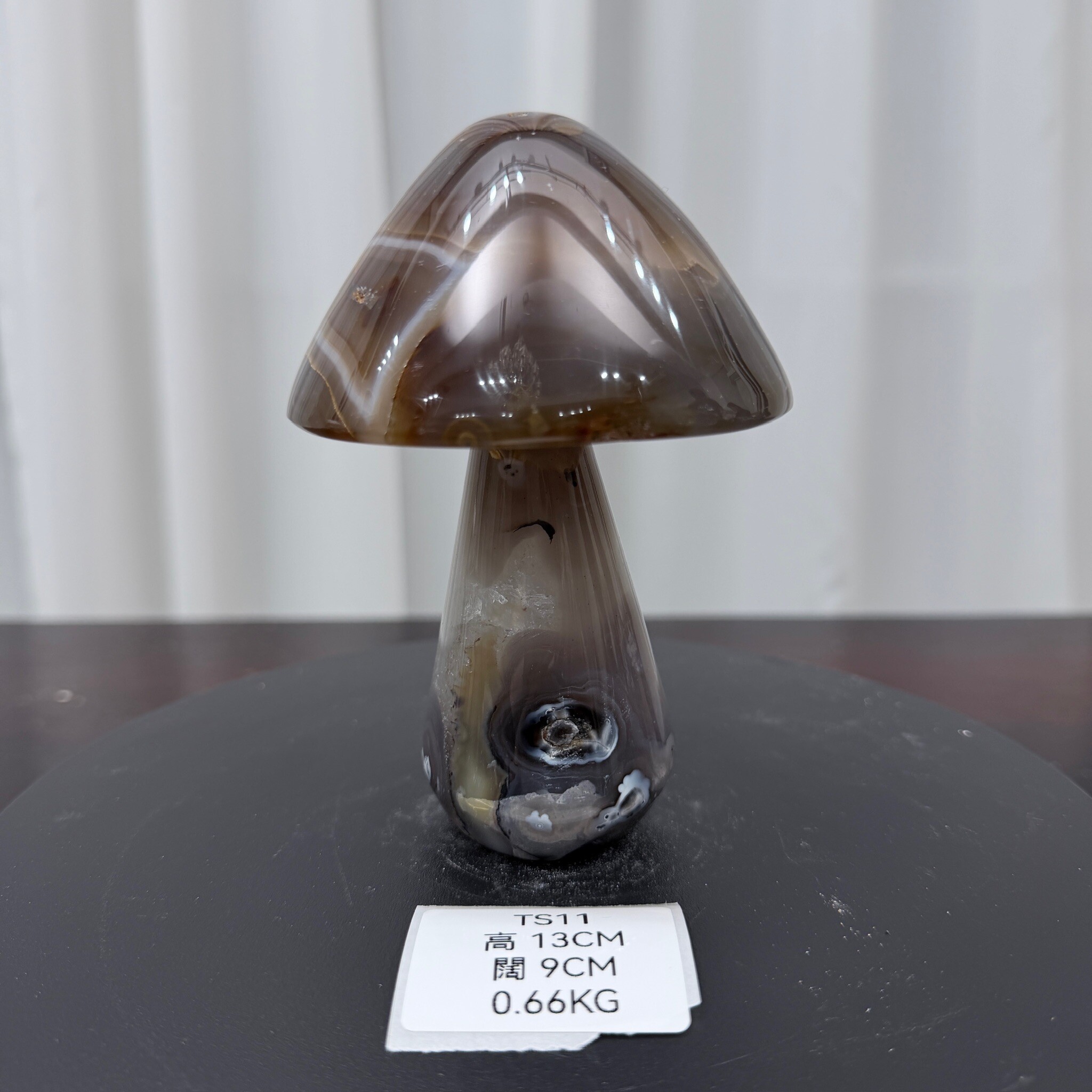 ZA011 TS11 瑪瑙水晶蘑菇 高度13cm 闊度9cm 重量0.66kg