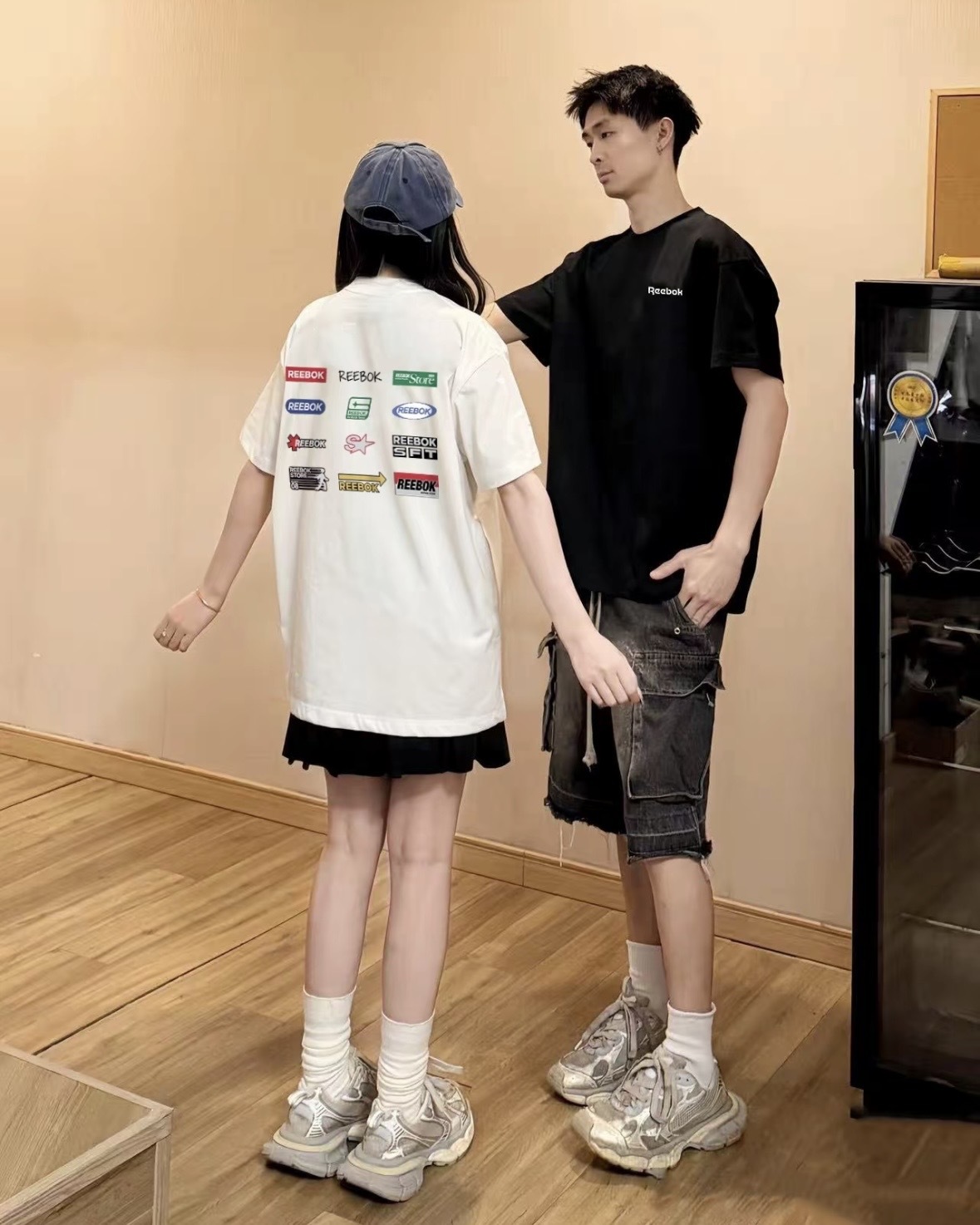 『預購商品』Reebok 美式賽車元素 寬鬆短踢 26SRMK82U