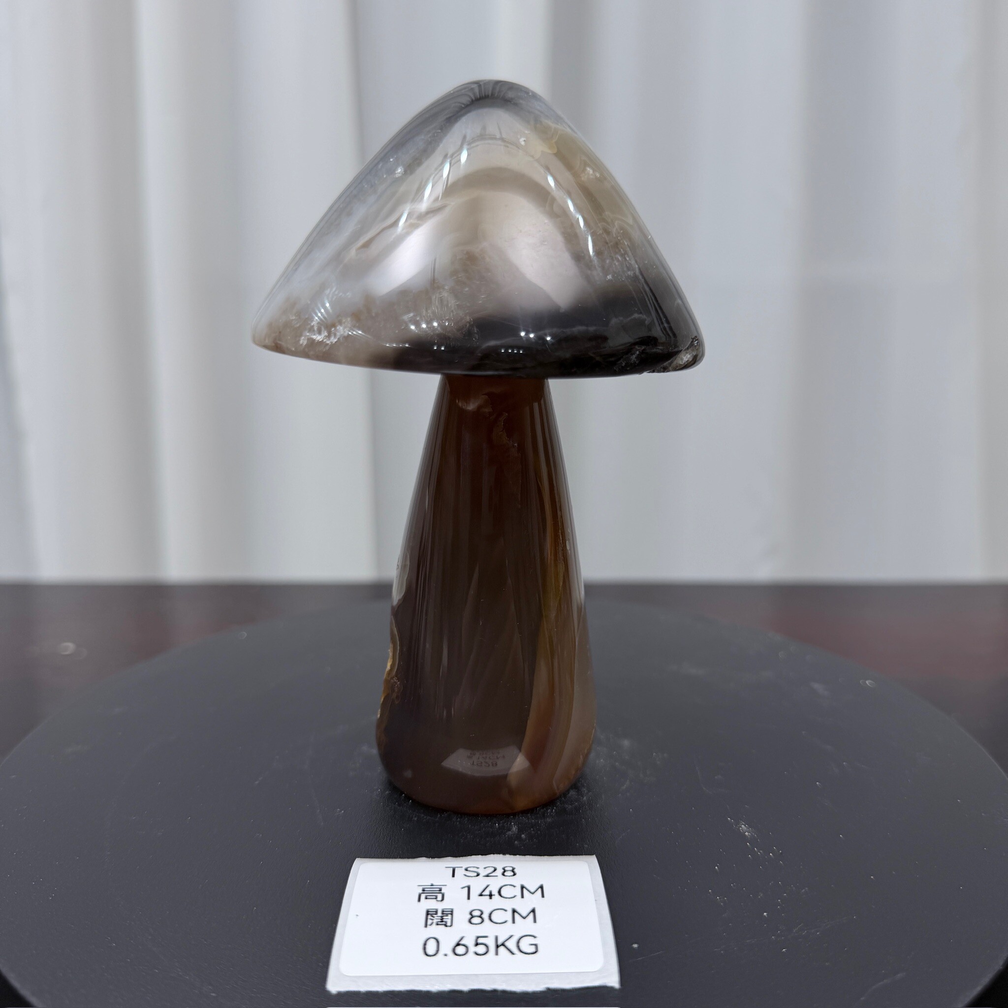 ZA028 TS28 瑪瑙水晶蘑菇 高度14cm 闊度8cm 重量0.65kg