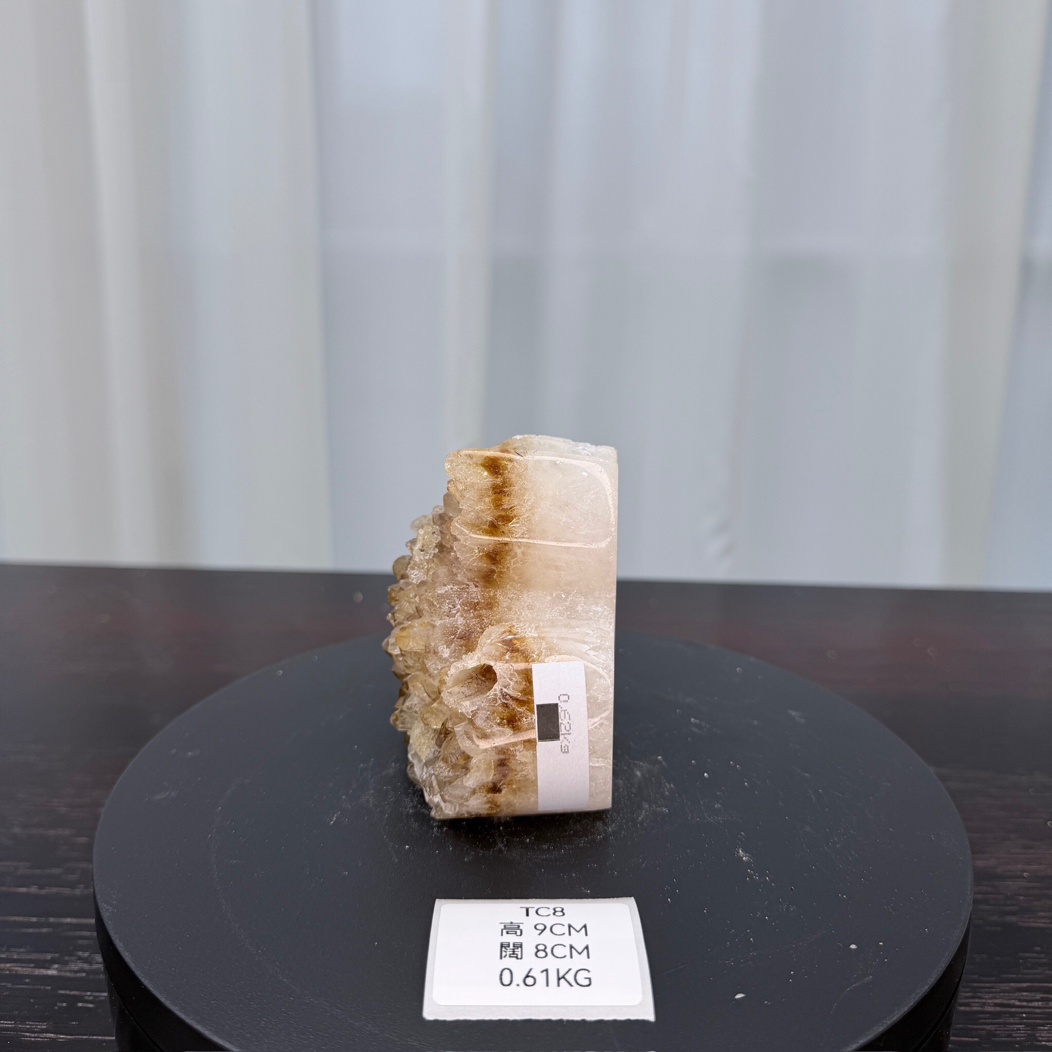 ZA043 TC8 黃水晶 貓貓 高度9cm 闊度8cm 重量0.61kg