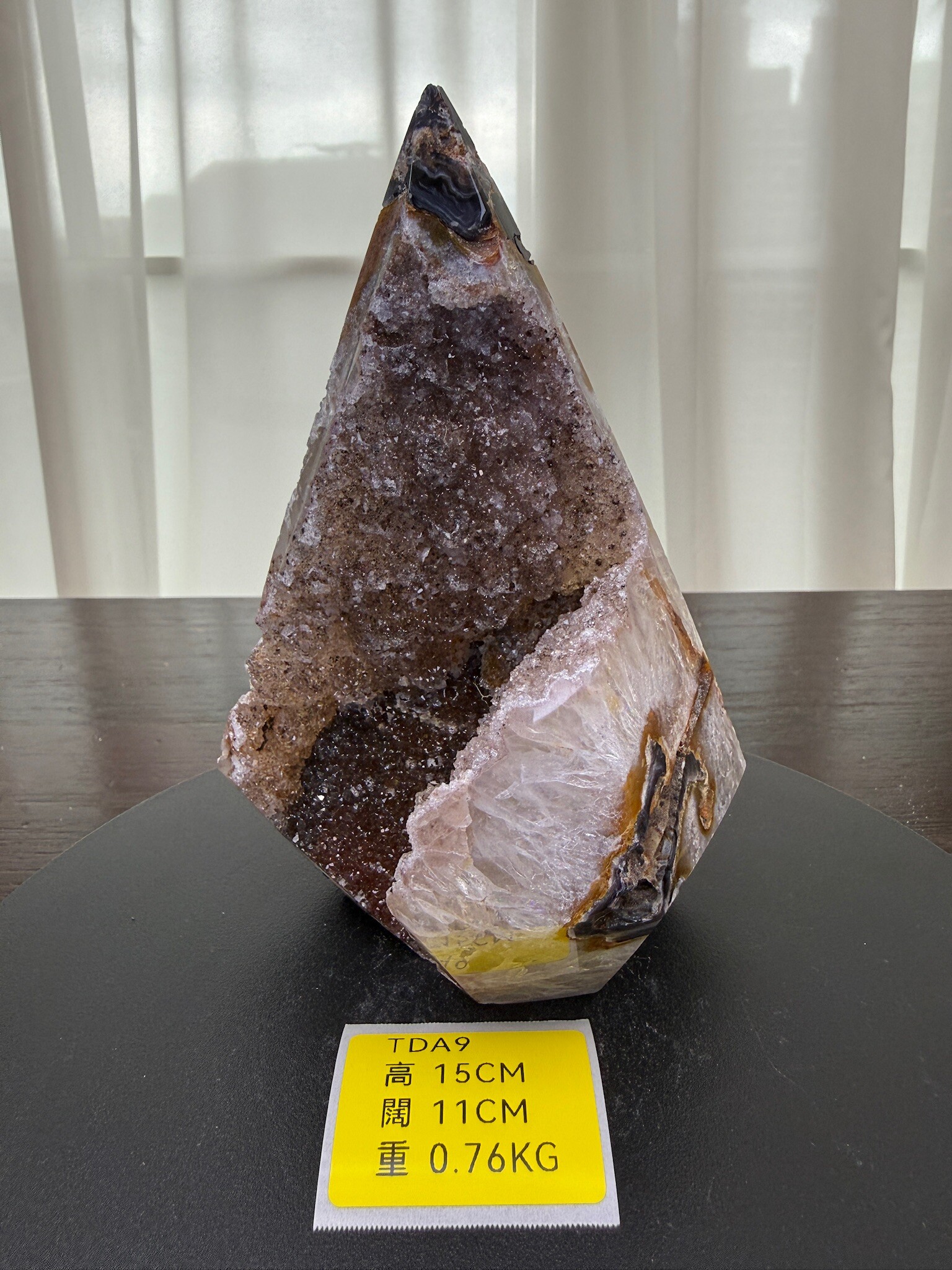 ZA131 TDA9 瑪瑙水晶帳幕星空 高度15cm 闊度11cm 重量0.76kg