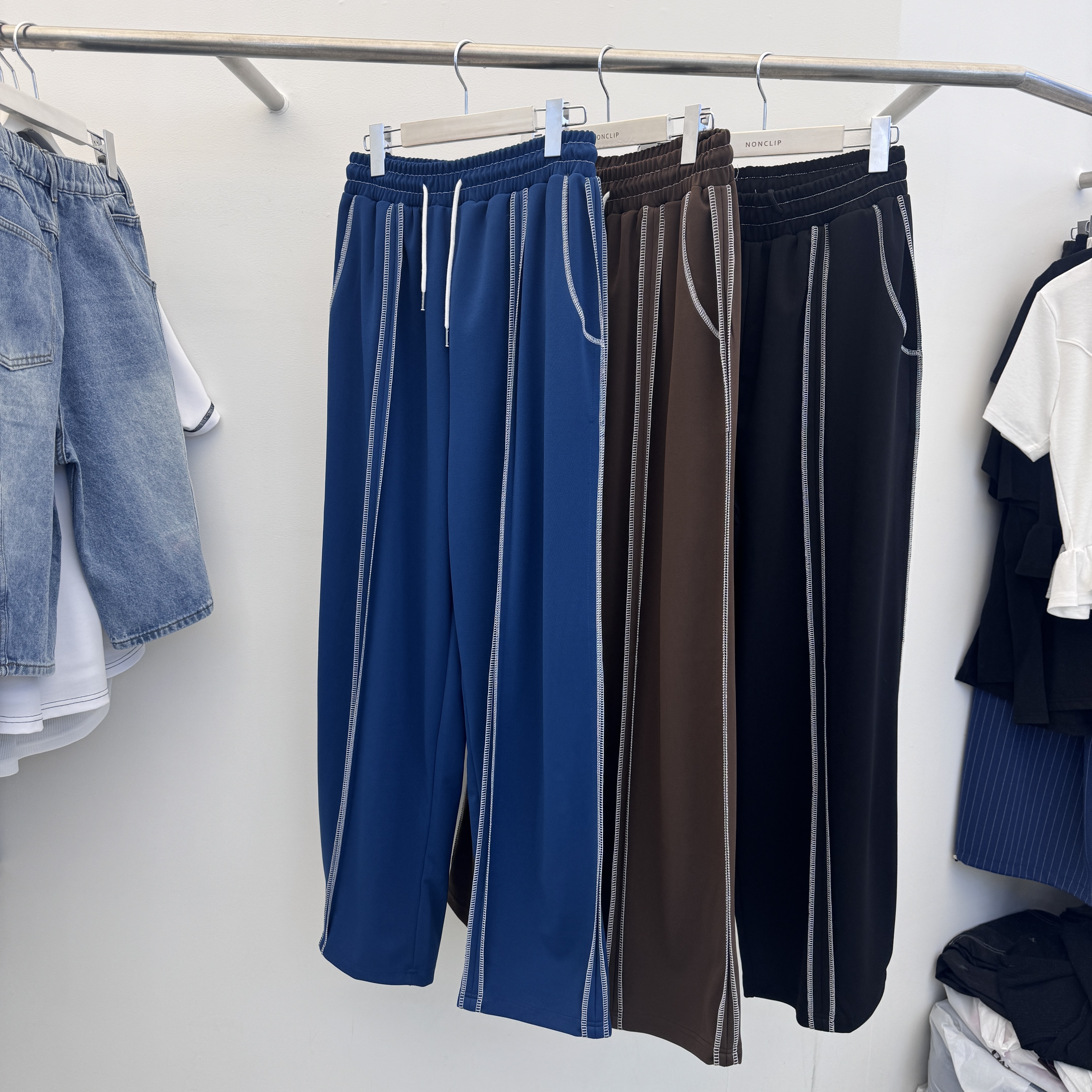 【Non-Clip】車線包邊冰絲闊褲 (A29-A31)