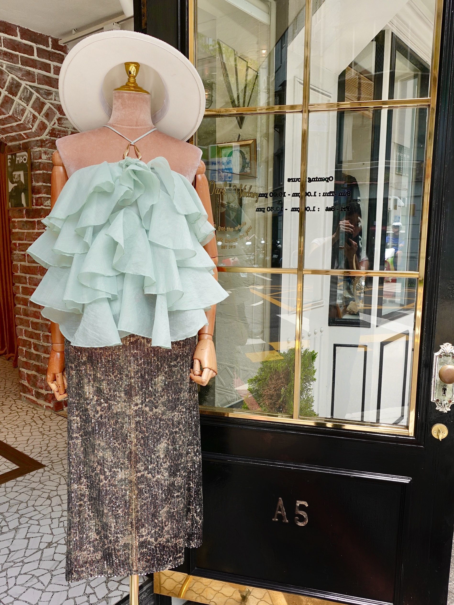 Lake Green湖水綠色多層荷葉金環上衣