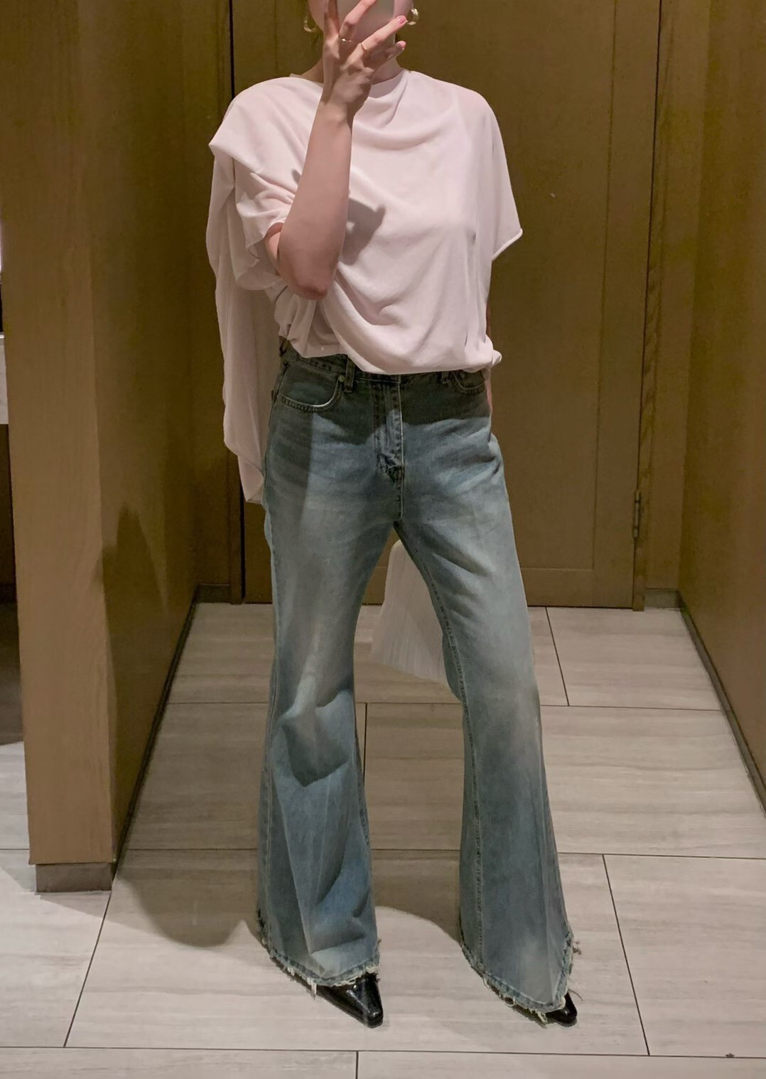 女神氣息不對稱抓褶披肩造型上衣 / 2色