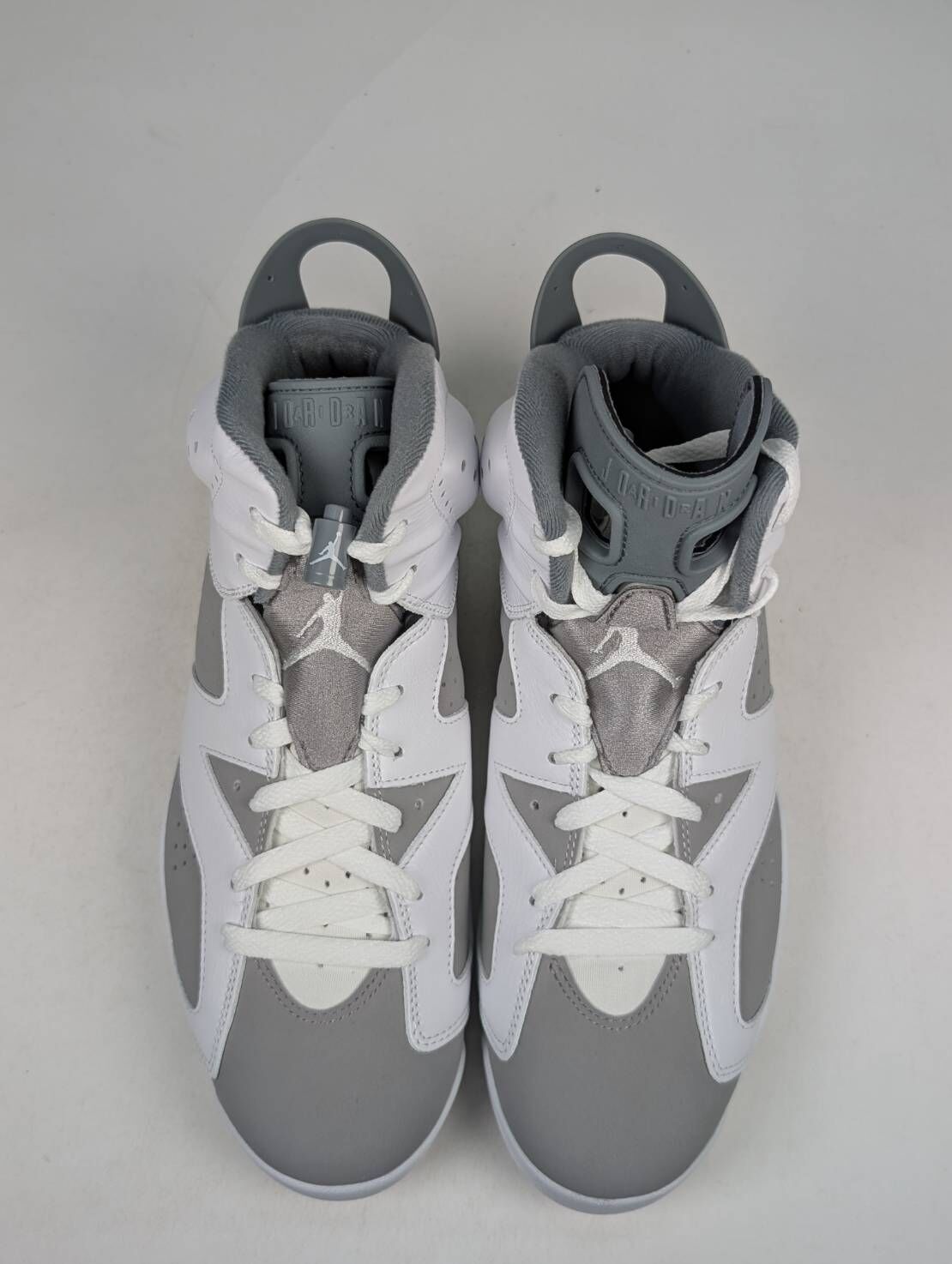 微瑕疵-左右腳鞋面色差左腳鞋底泛黃 CT8529-100 M10.5 Air Jordan 6 “ Cool Grey ” 酷灰 男款