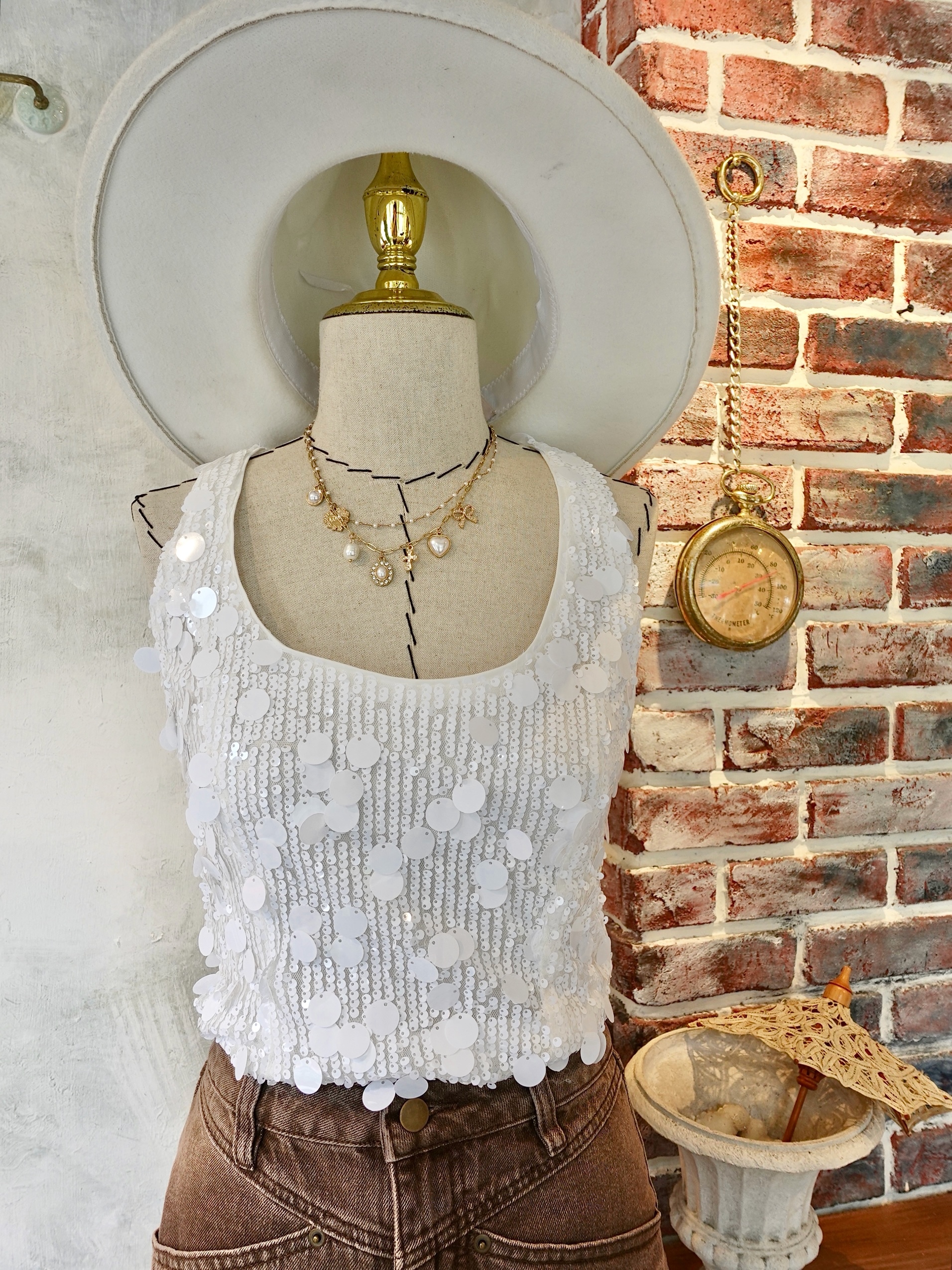 White Honey白色圓片亮片短上衣