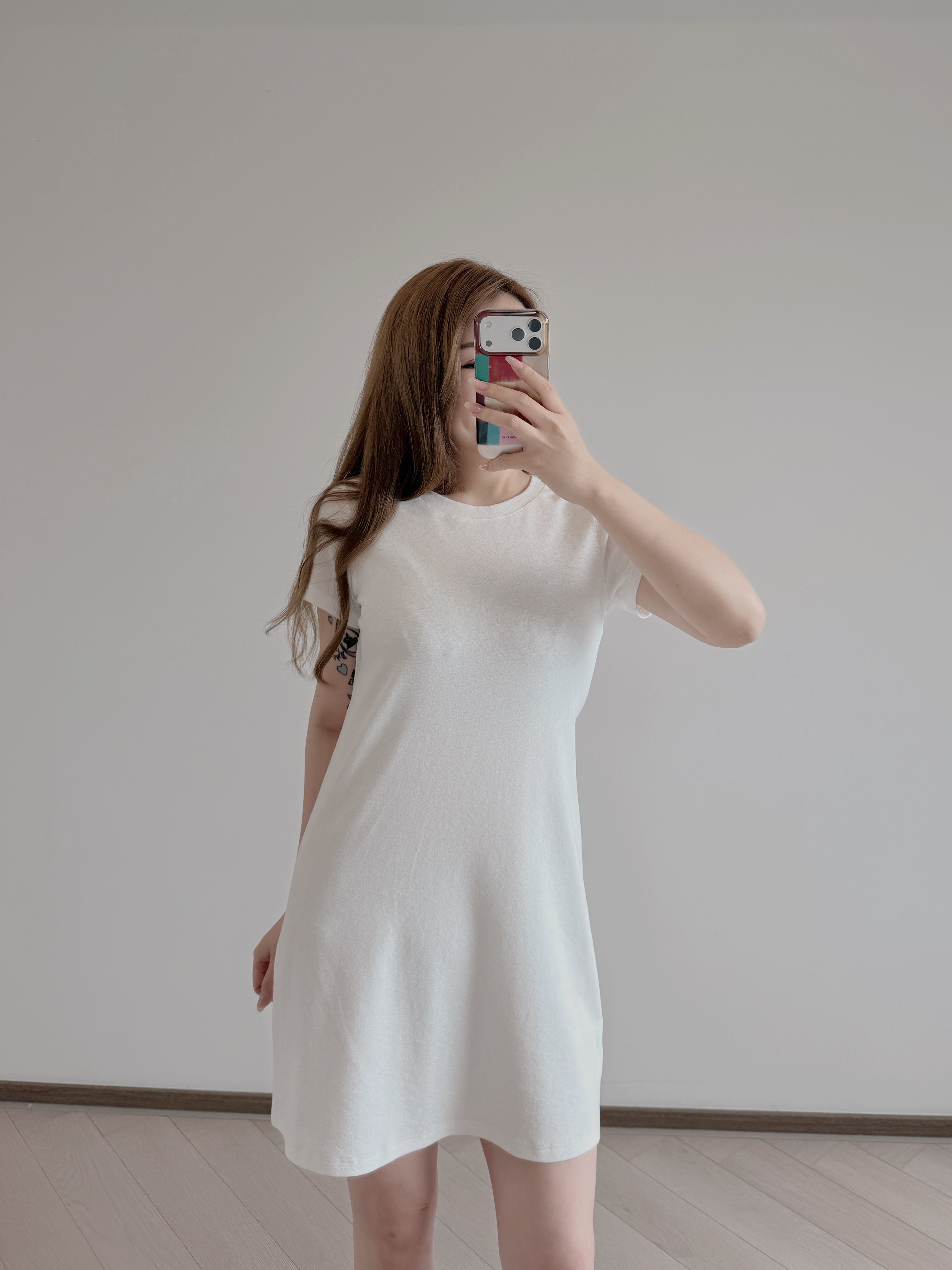 預售 7453 短袖軟滑顯瘦小白裙