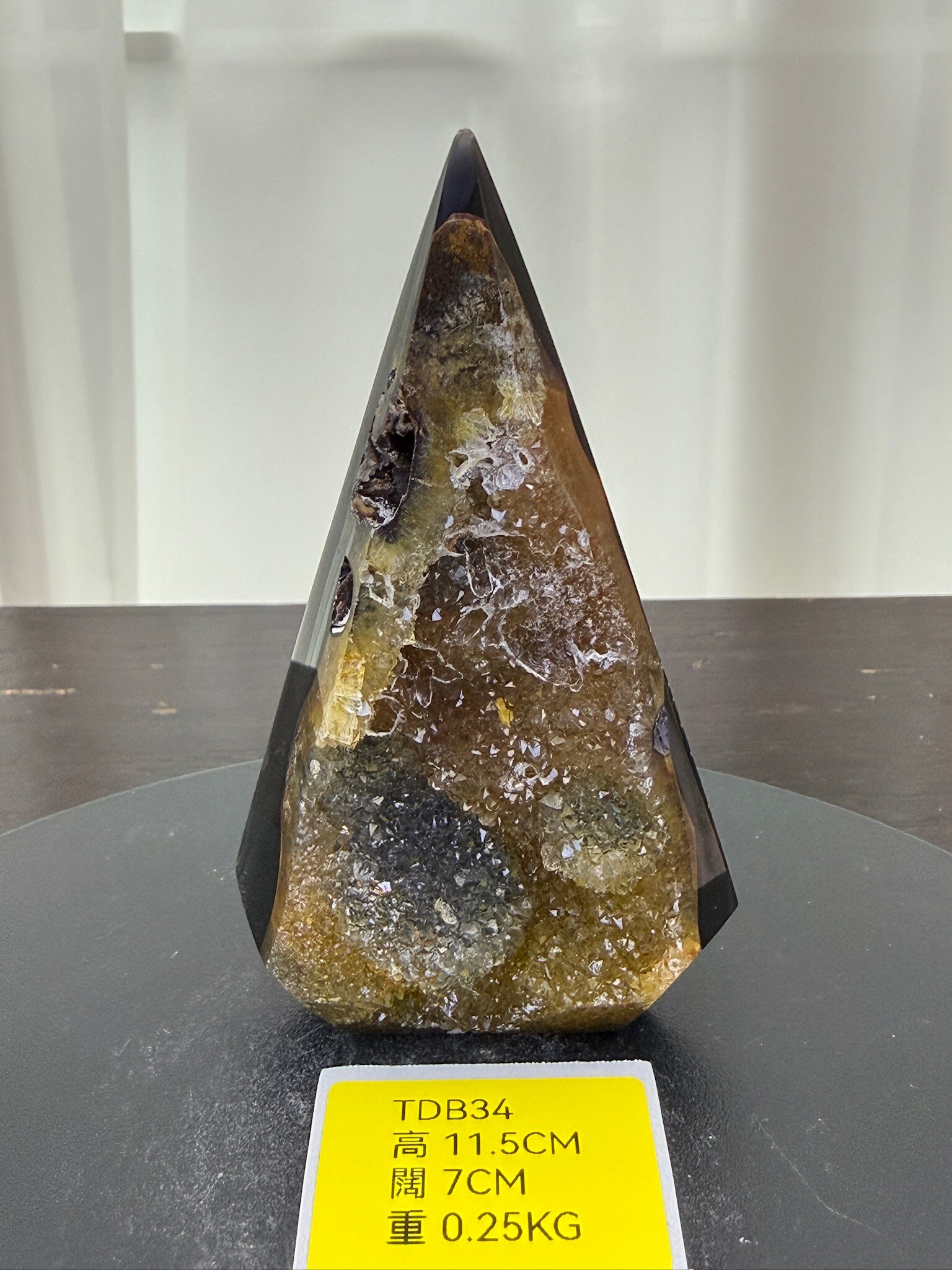 ZA217 TDB34 瑪瑙水晶帳幕星空 高度11.5cm 闊度7cm 重量0.25kg