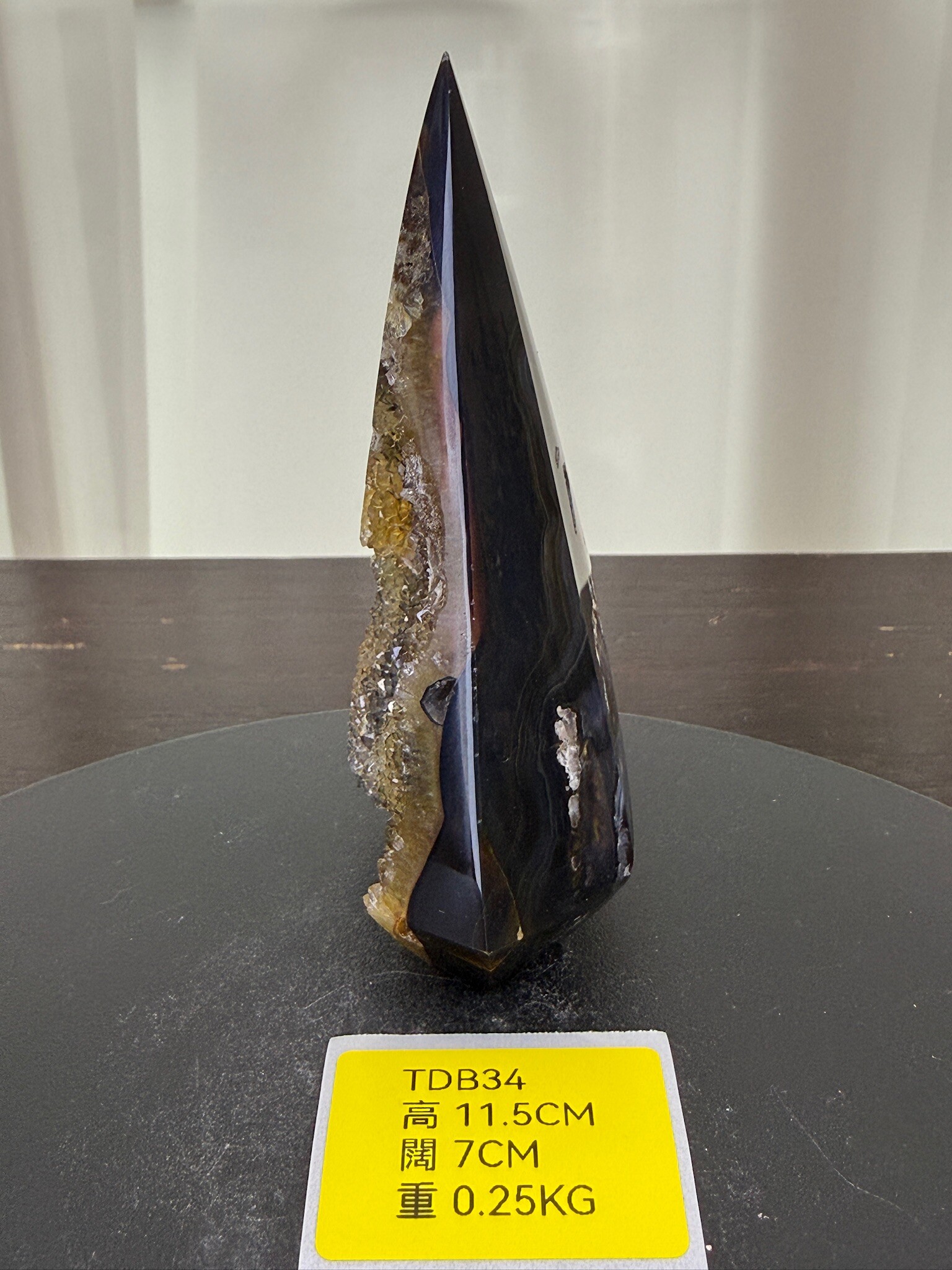 ZA217 TDB34 瑪瑙水晶帳幕星空 高度11.5cm 闊度7cm 重量0.25kg