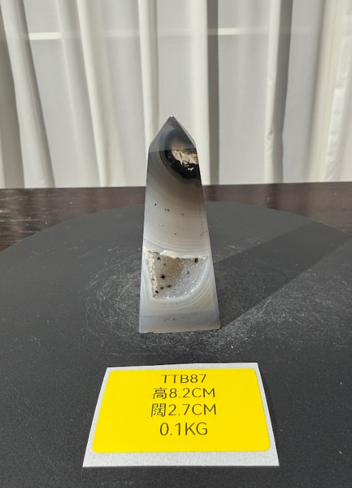 ZA474 TTB87 瑪瑙水晶方尖碑 高度8.2cm 闊度2.7cm 重量0.1kg