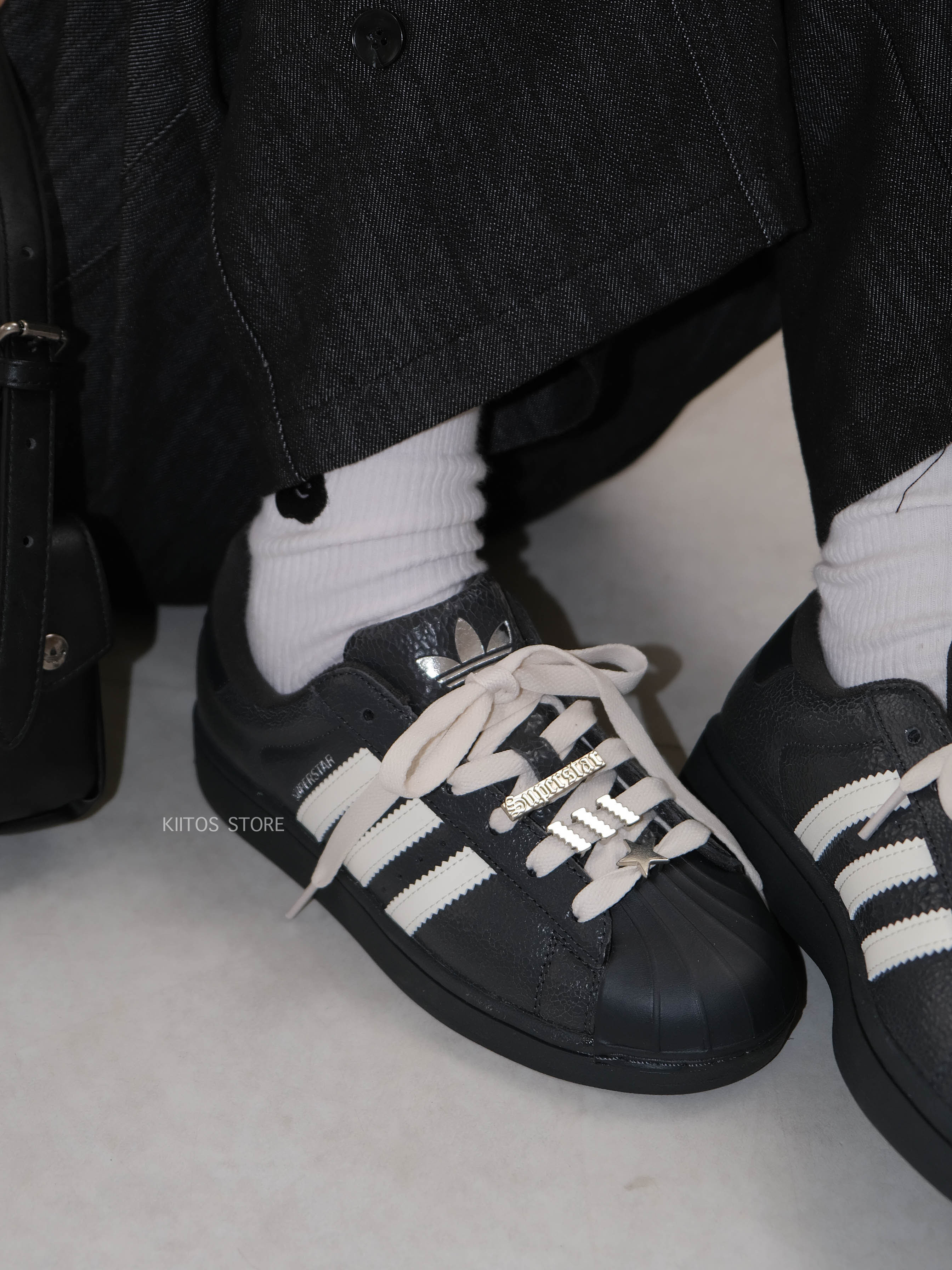 【預購】Adidas Superstar 2.0 貝殼頭 愛迪達 三葉草 曜石黑 黑奶油 奶油白 星星 五角星 裝飾 Y2K 裂紋 女鞋 IH1628