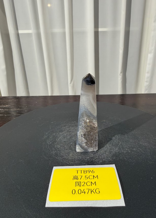 ZA483 TTB96 瑪瑙水晶方尖碑 高度7.5cm 闊度2cm 重量0.047kg