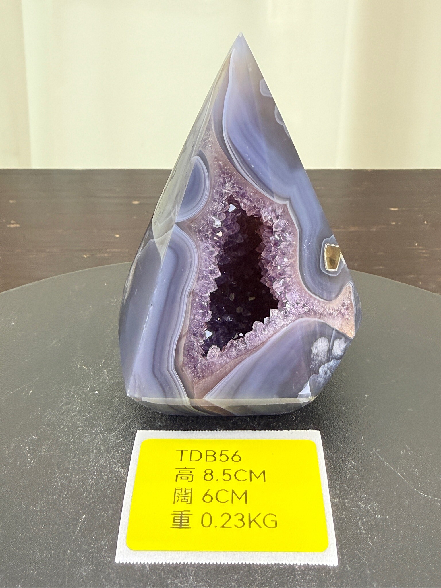 ZA239 TDB56 瑪瑙水晶帳幕星空 高度8.5cm 闊度6cm 重量0.23kg