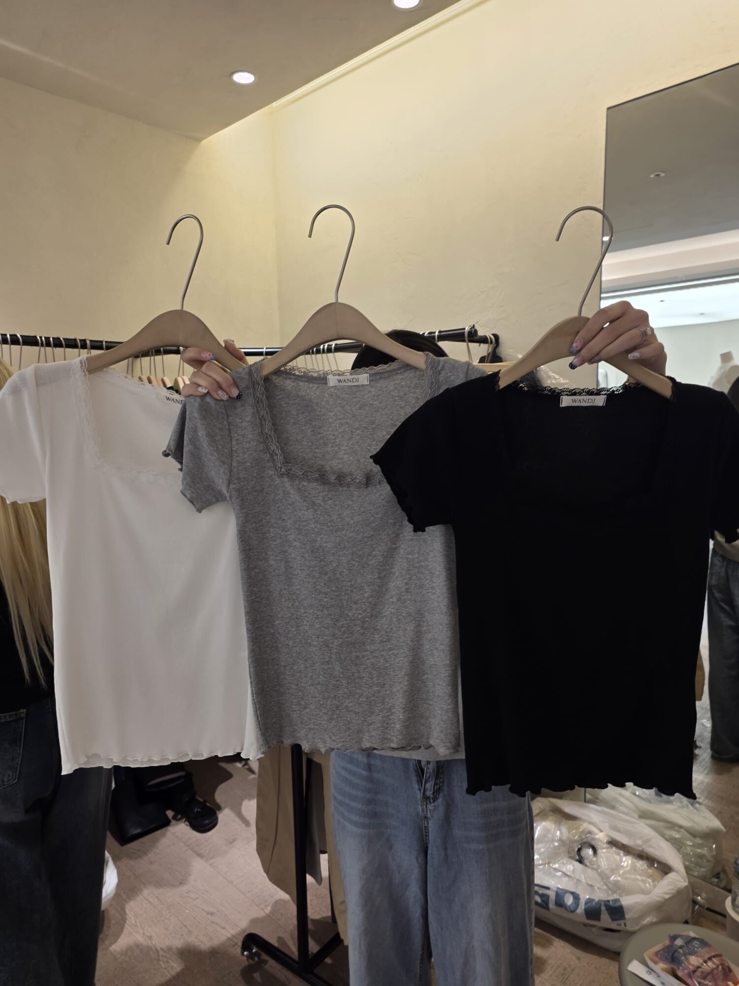 WJ6129 蕾絲方領上衣