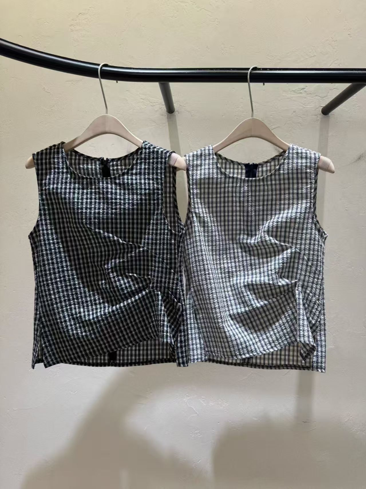 WJ6131 田園格仔抓摺背心