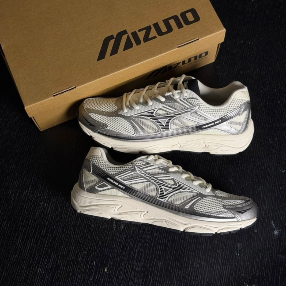 "代購" Mizuno NEX 經典復古 透氣輕量 慢跑鞋 灰銀 D1GH262401