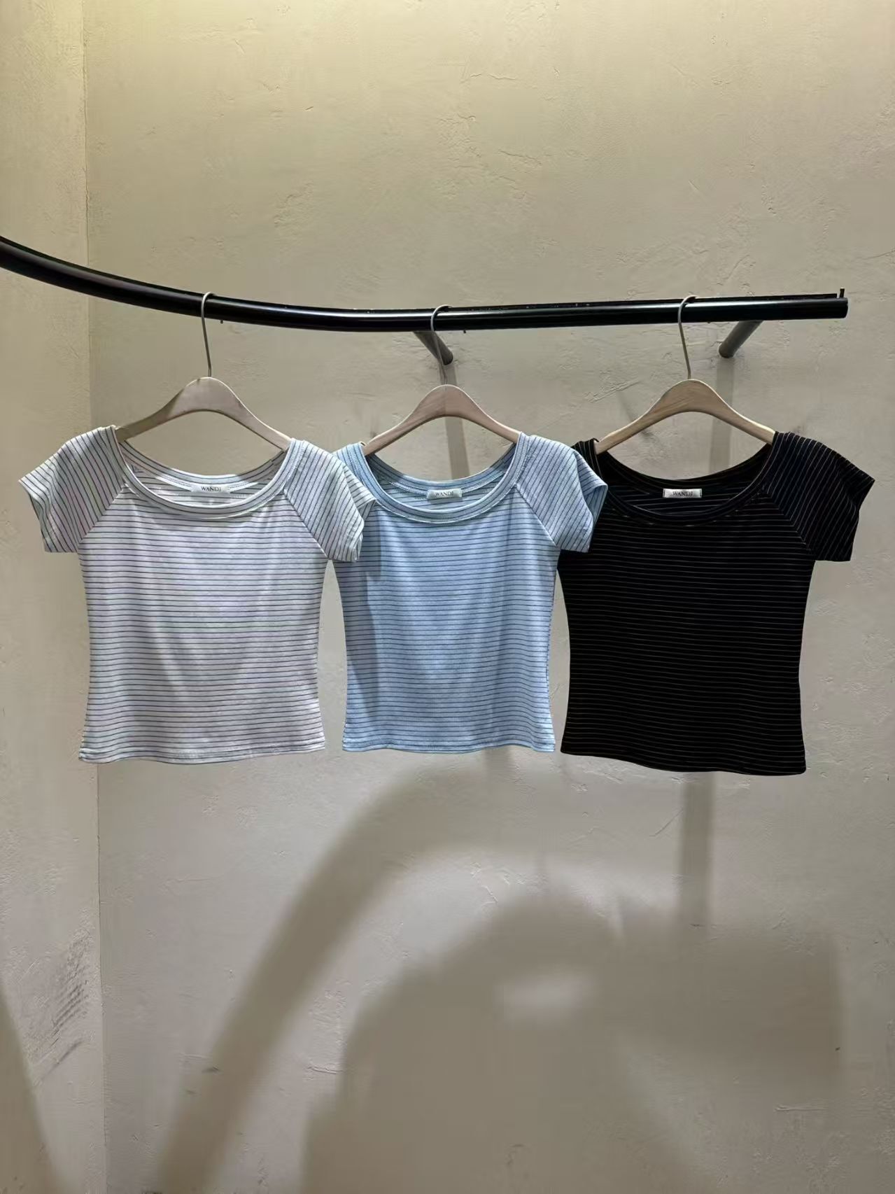 WJ6138 短版間紋短袖Tee