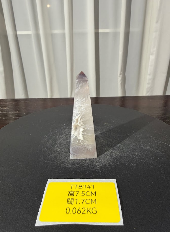 ZA528 TTB141 瑪瑙水晶方尖碑 高度7.5cm 闊度1.7cm 重量0.062kg