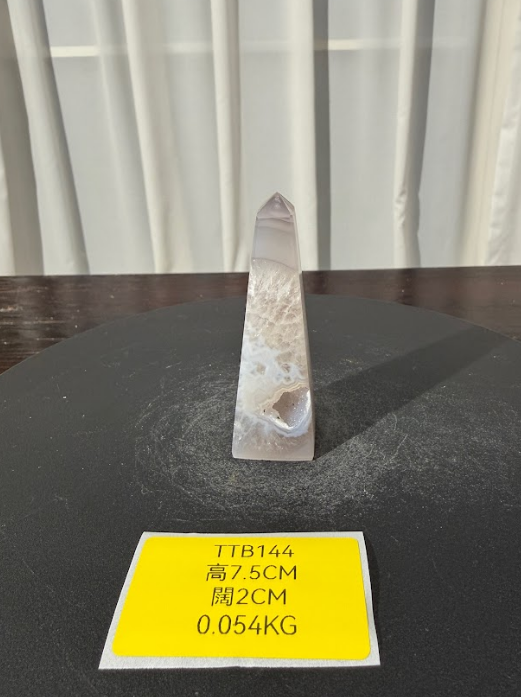 ZA531 TTB144 瑪瑙水晶方尖碑 高度7.5cm 闊度2cm 重量0.054kg