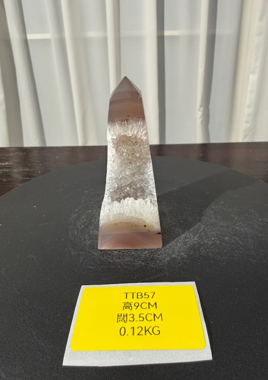 ZA444 TTB57 瑪瑙水晶方尖碑 高度9cm 闊度3.5cm 重量0.12kg