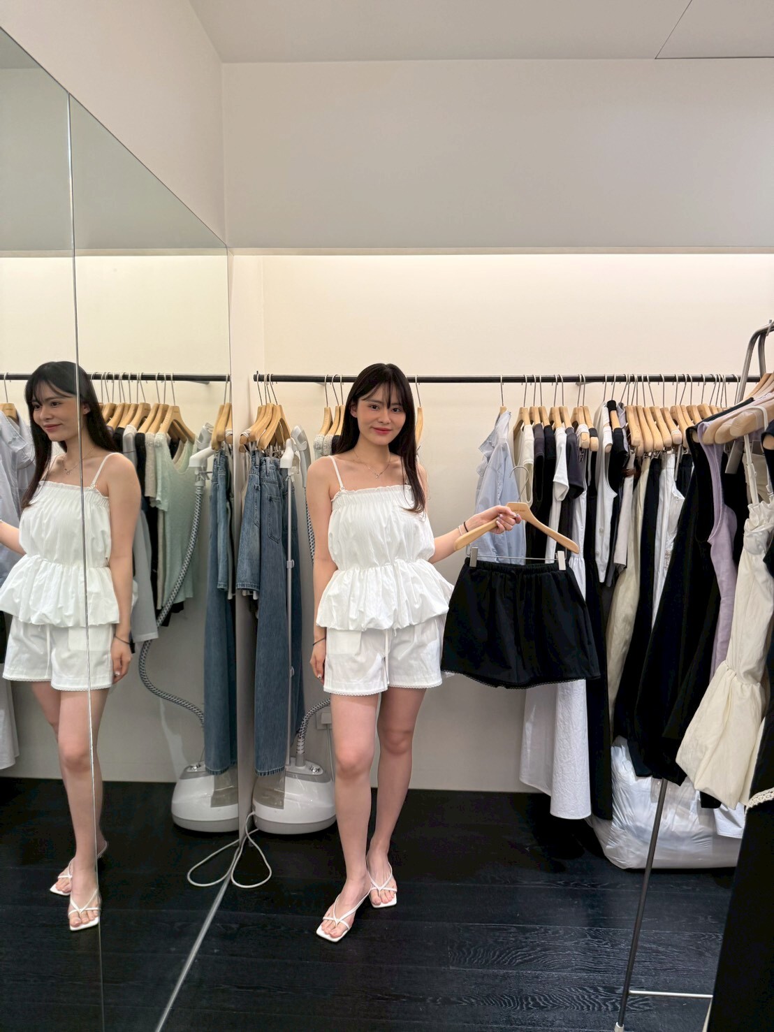 OB6103 全橡筋小花蕾絲包邊短褲