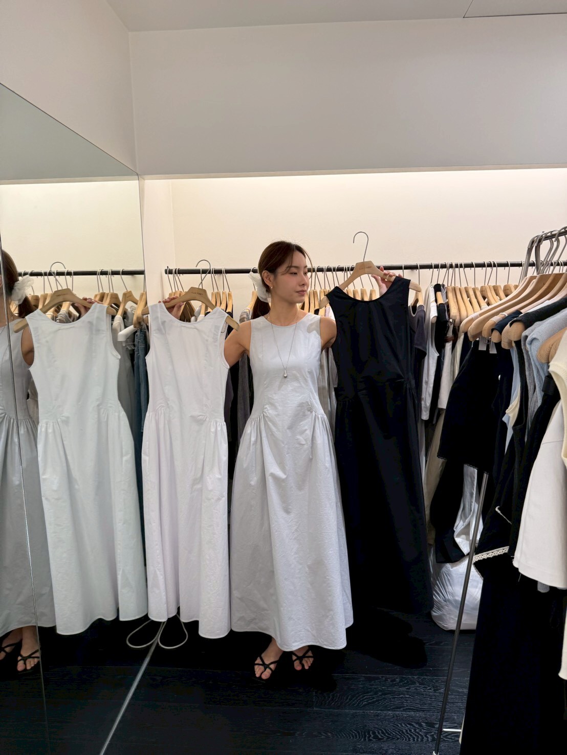 OB6105 圓領修腰連身長裙