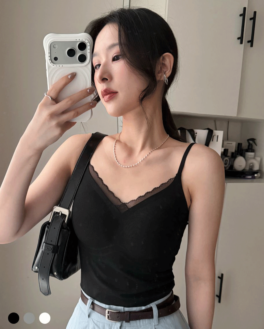 細肩V領蕾絲花邊小可愛