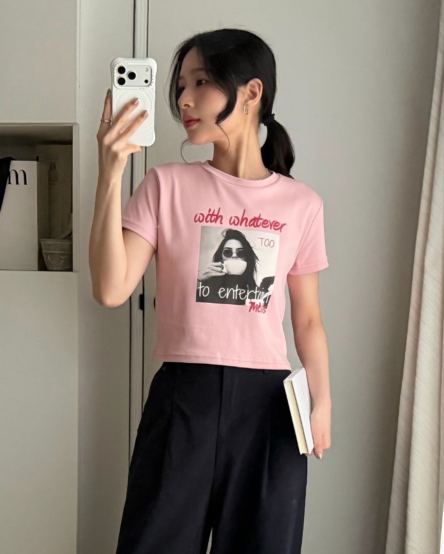 美式字母印花短上衣