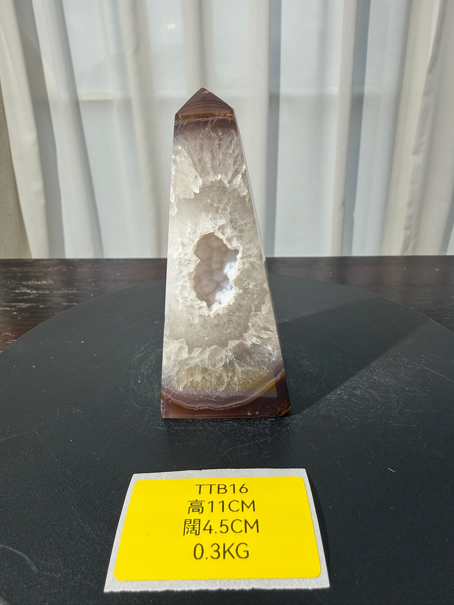 ZA403 TTB16 瑪瑙水晶方尖碑 高度11cm 闊度4.5cm 重量0.3kg