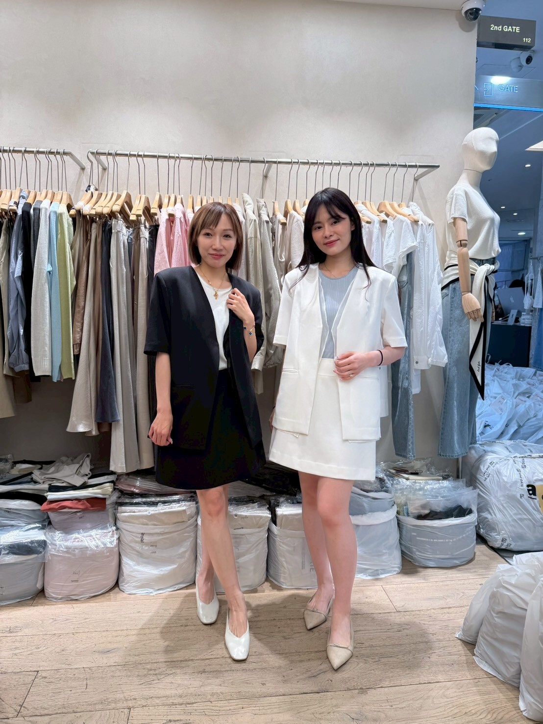 SG6126 深V西裝款拼紗短外套