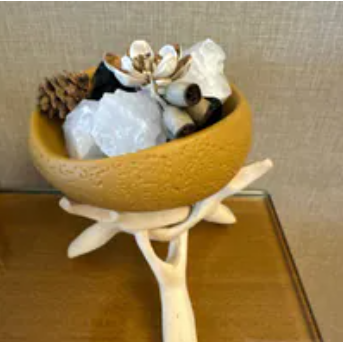 [S] GEMZ & CO LVXIN DECORATIVE DIFFUSER ORANGE BOWL FILLED WITH POTPOURRI AND WHITE CRYSTAL DISPLAYED ON A CARVED STAND, S03-ORANGE (L6)