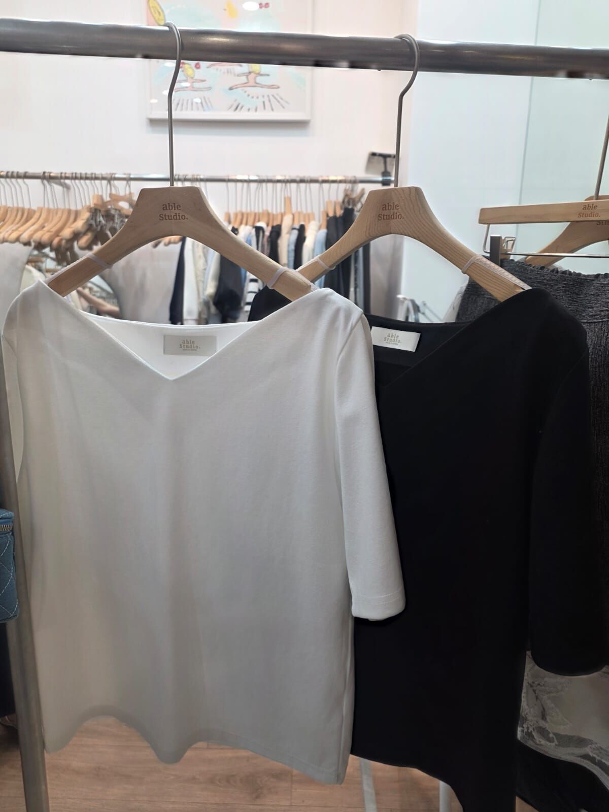 AS6134 V領簡約上衣