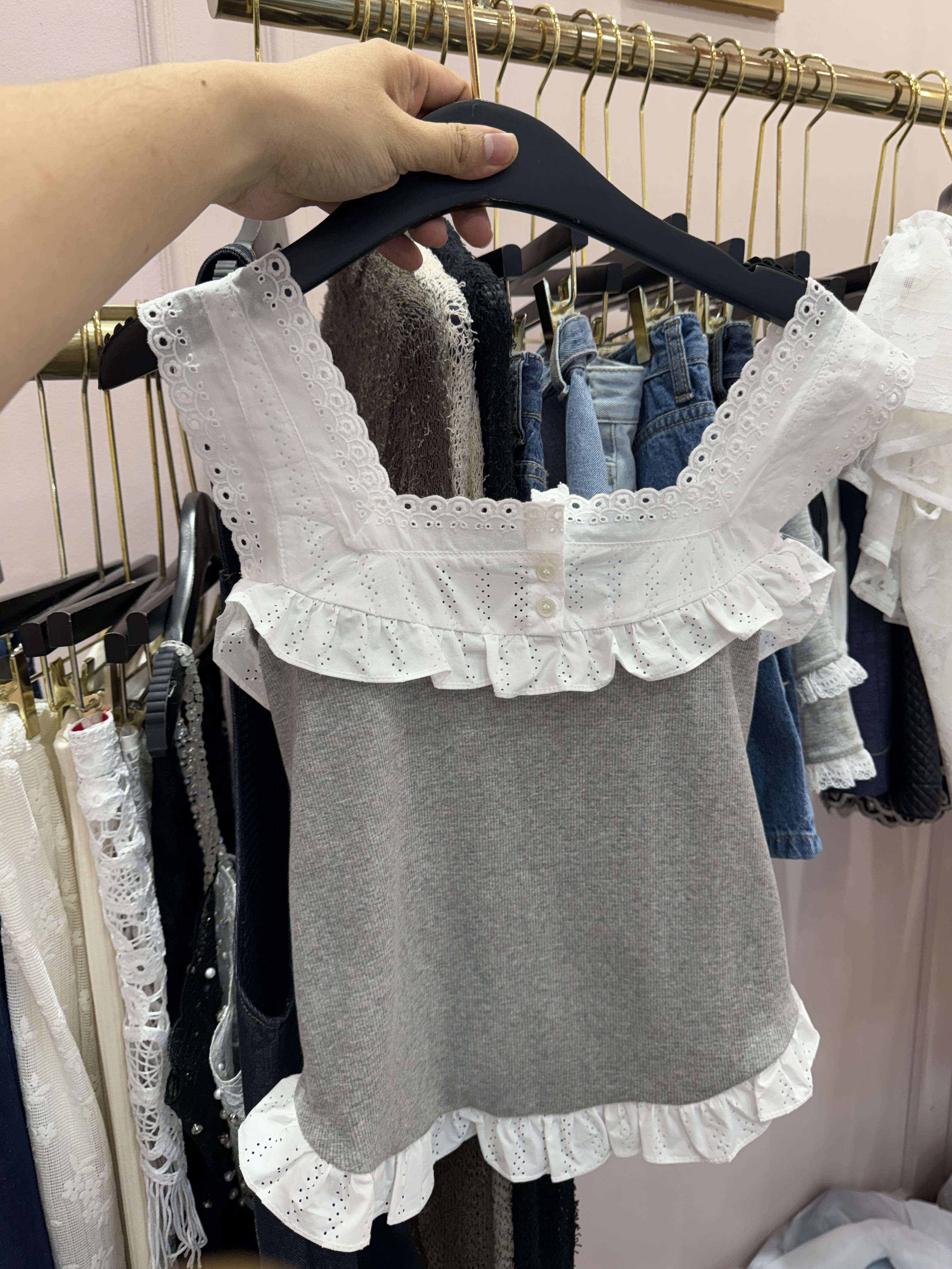 Ot82  背心LACE  胸30-38 長20.5  $399