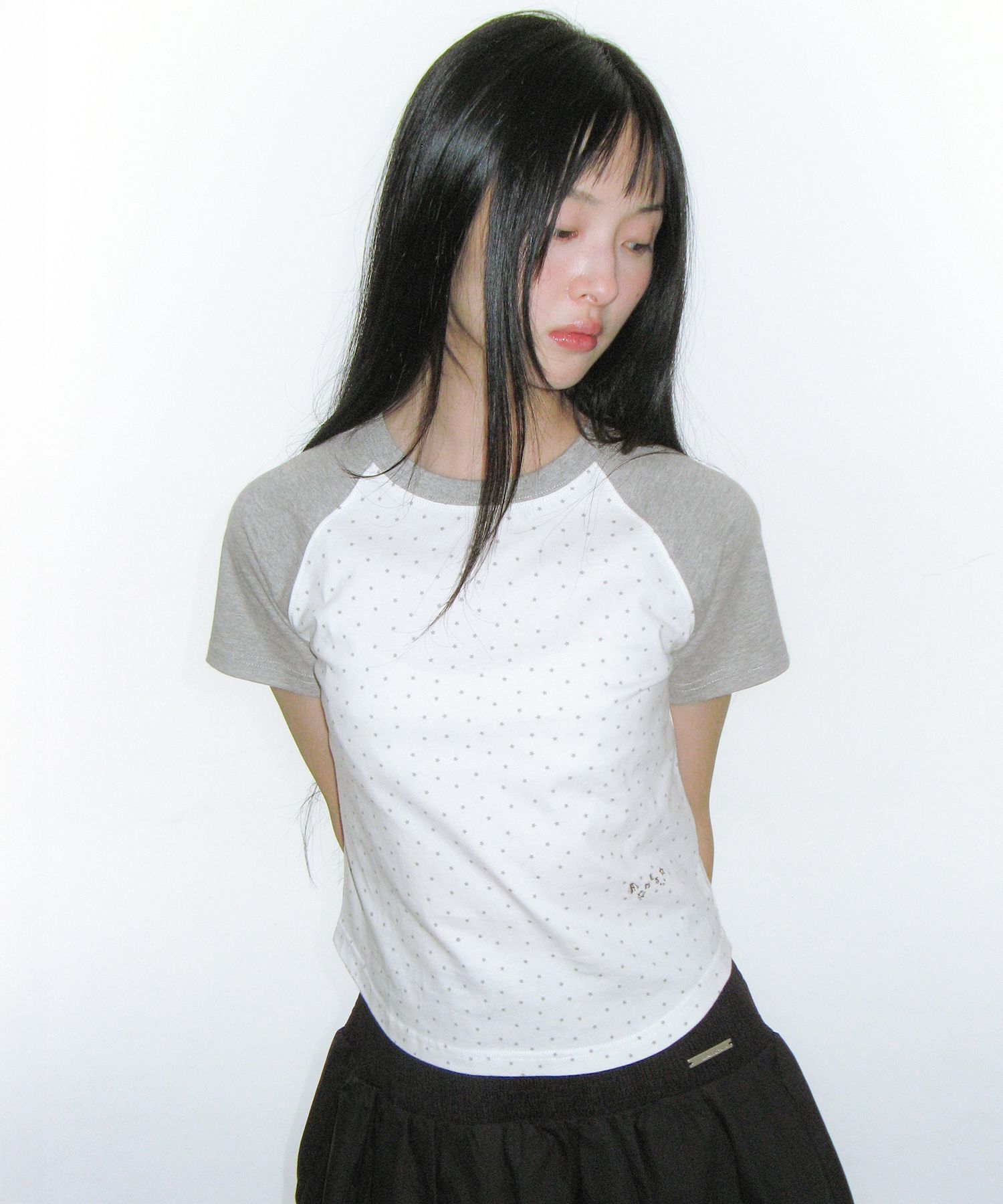 AMES-WORLDWIDE 拉克蘭袖短版上衣 AM2GMFT507AWH