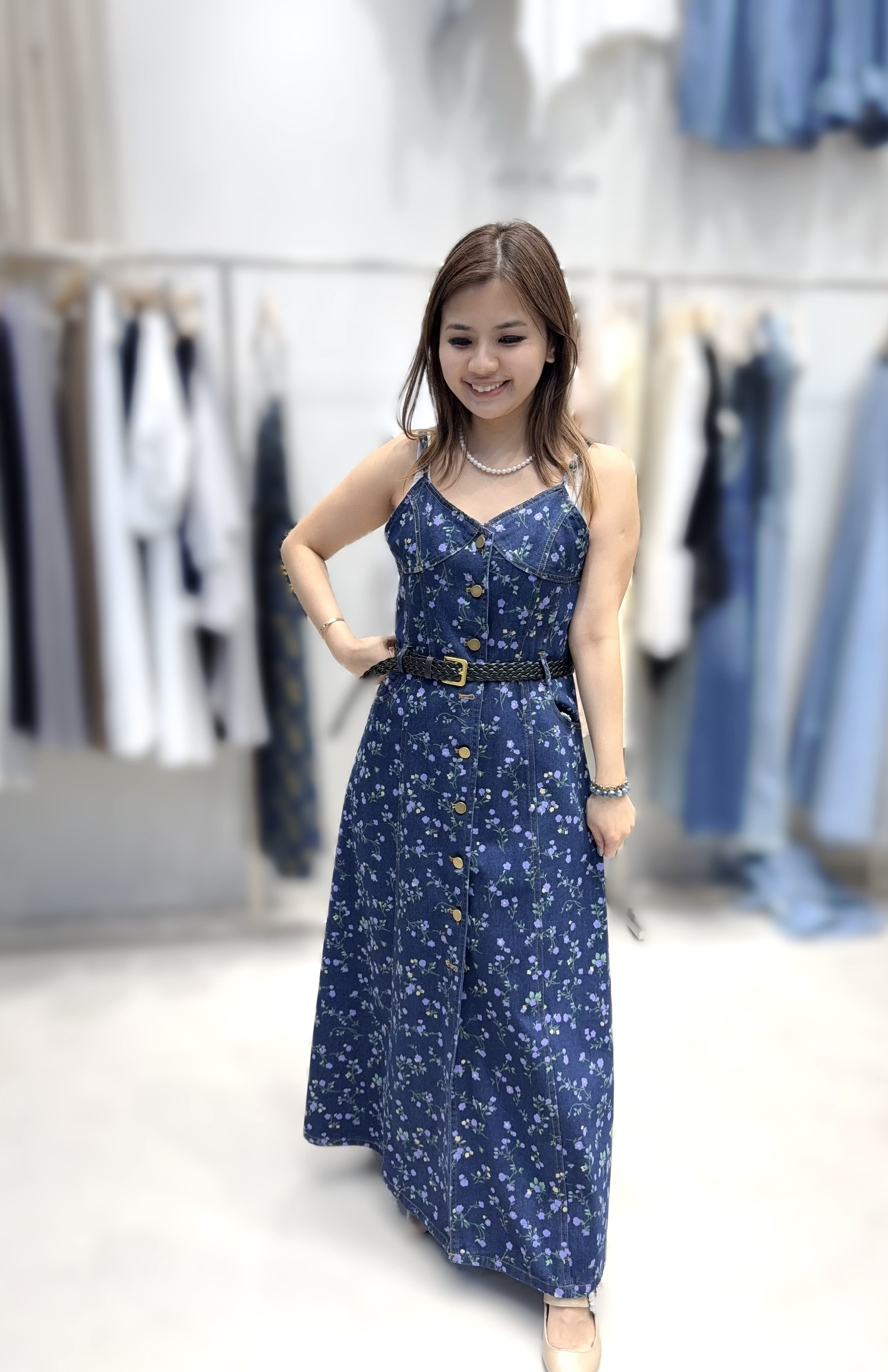 HP62   牛仔碎花連身裙 連BELT   胸36  腰 31   HIP 44    長51   $499[一口價]