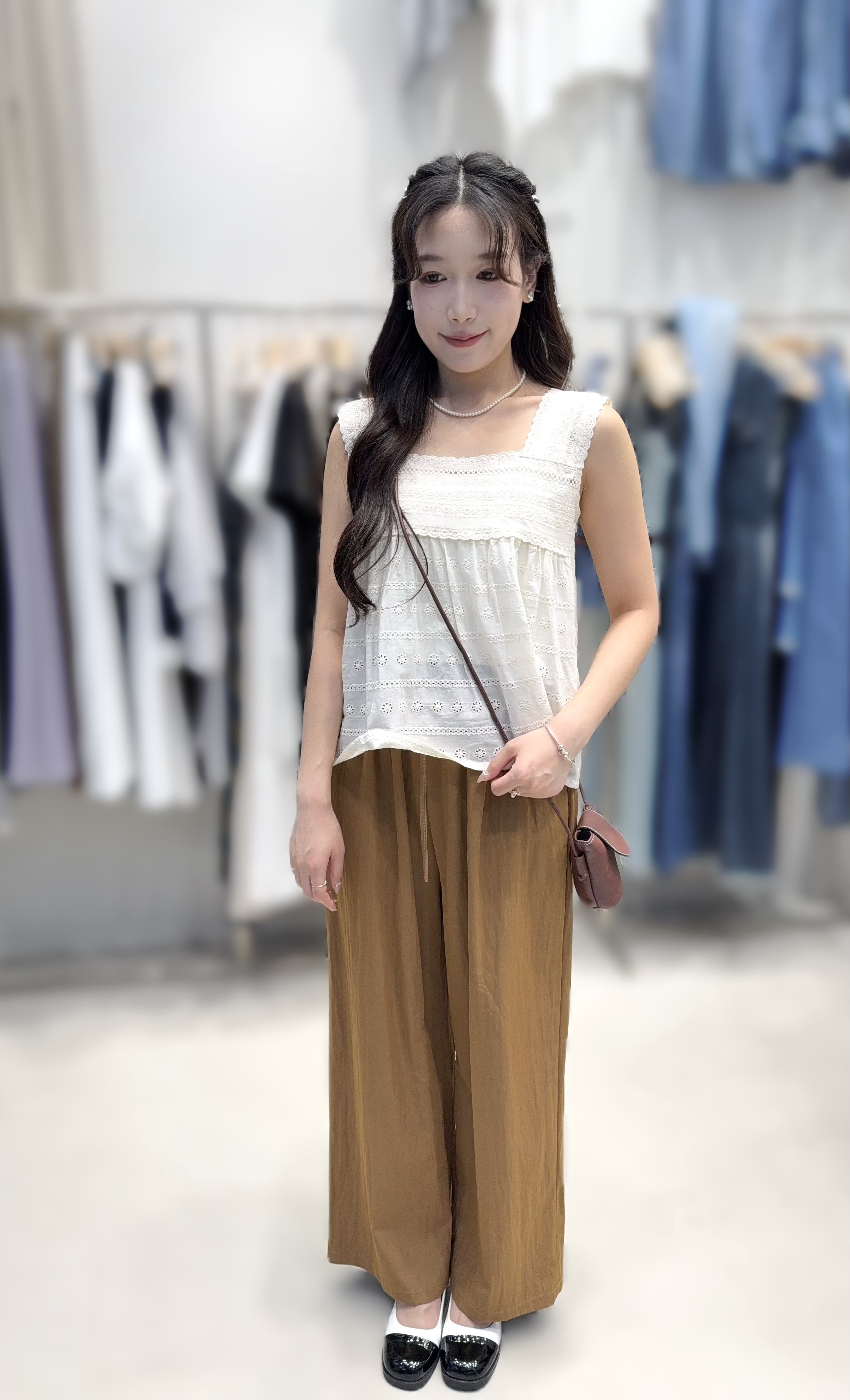 HP68  ( 1SET  ) 連包  上衣:胸36  長22   /  褲 下身:腰26-41 HIP42 長40.5 $499[一口價]