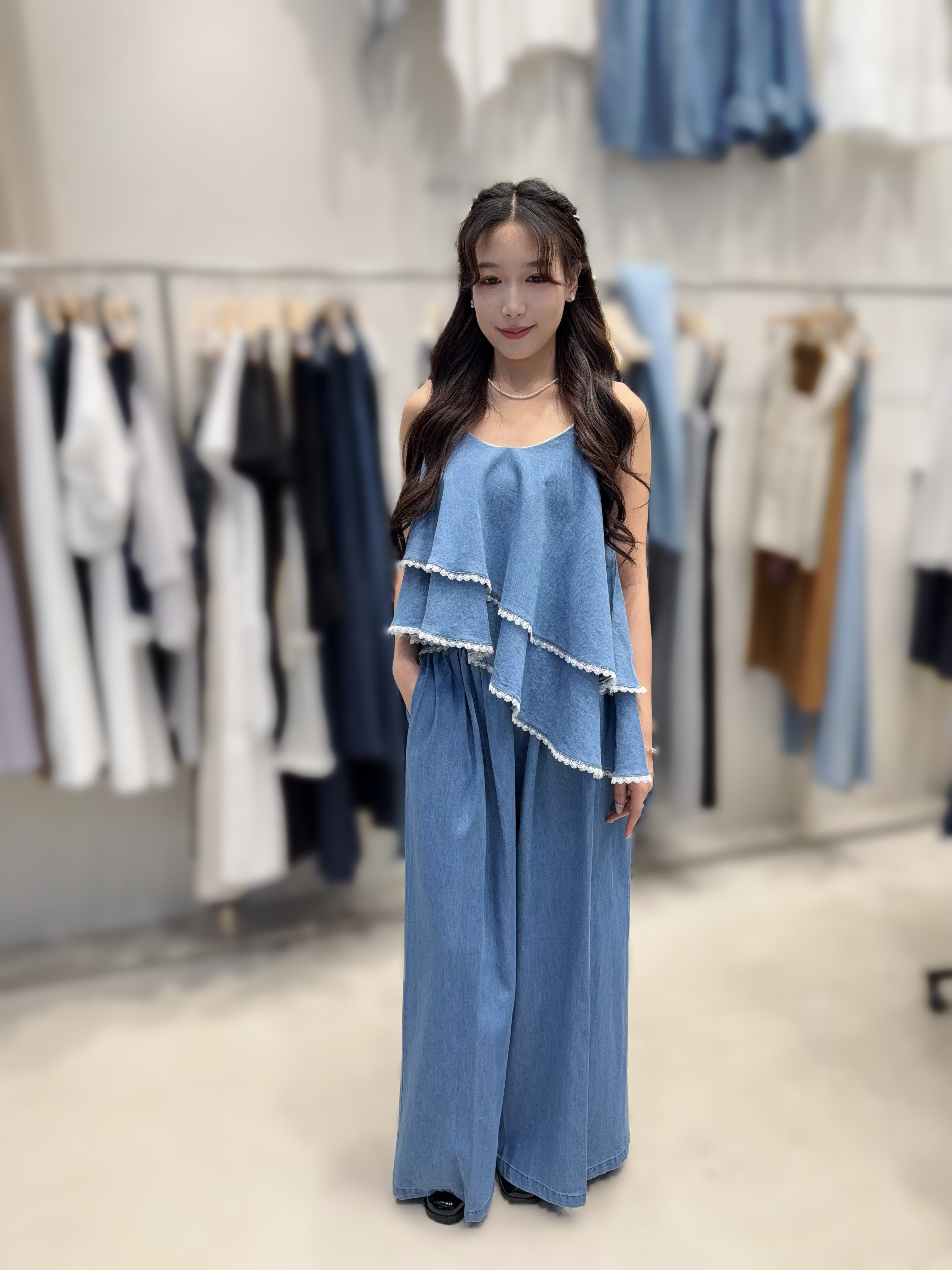 HP70   ( 1SET )上衣:胸39 長26    褲 下身:腰26-40 HIP46 長41 $439[一口價]