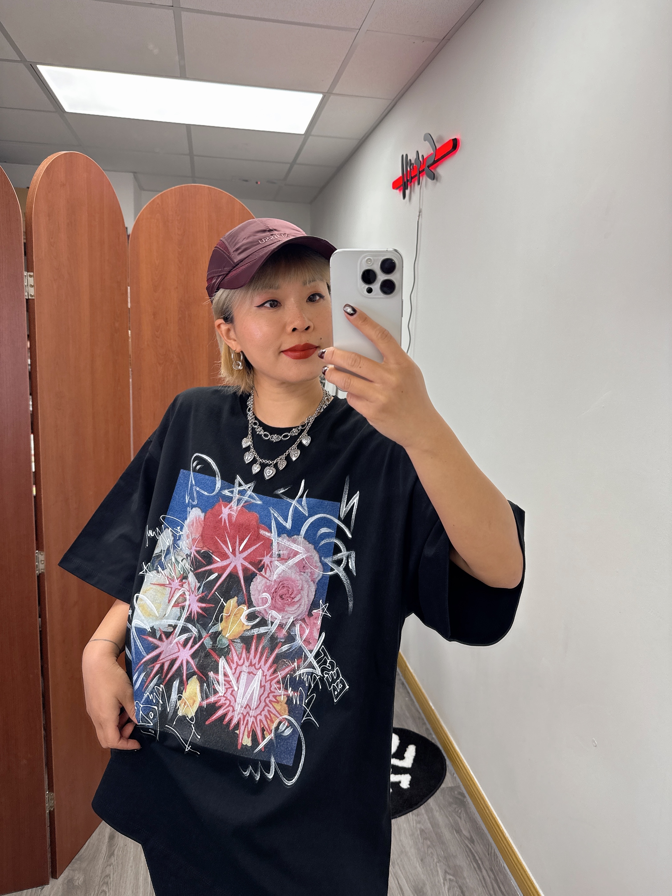 壞壞的浪漫塗鴉黑Tee