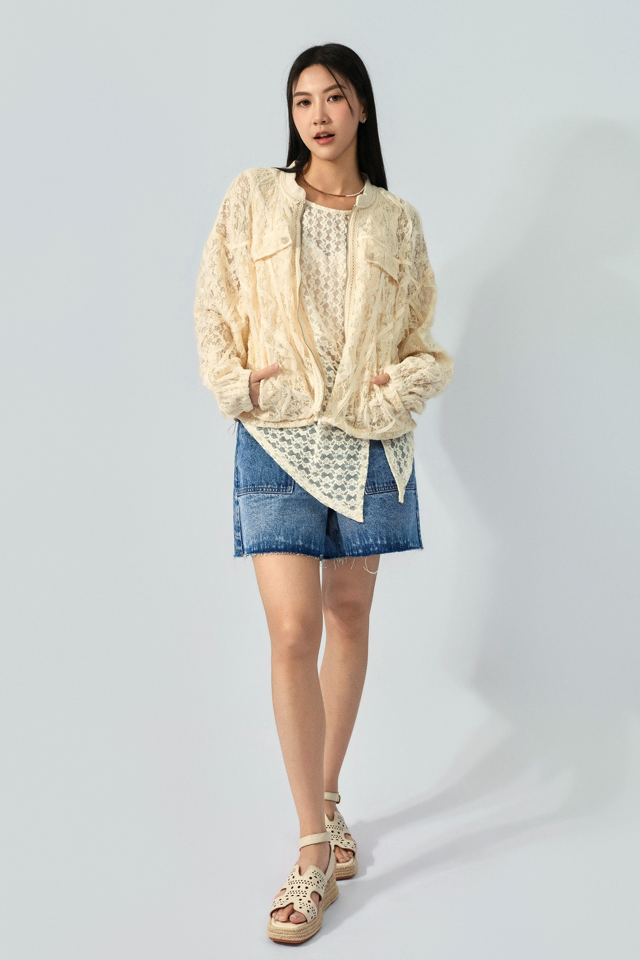 網帶車花蕾絲拉鍊外套（預購產品）