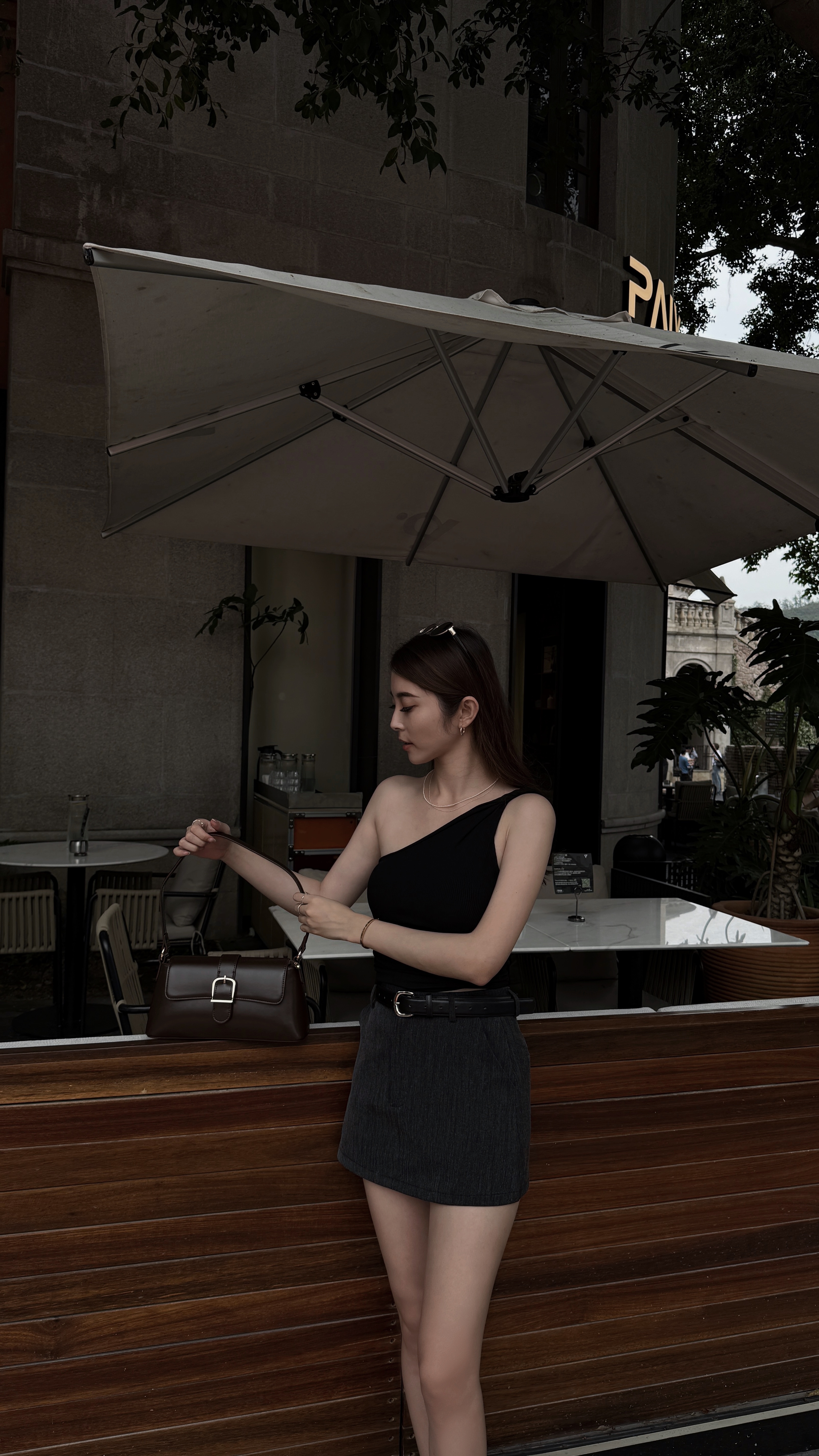 靜奢灰西裝短裙附皮帶